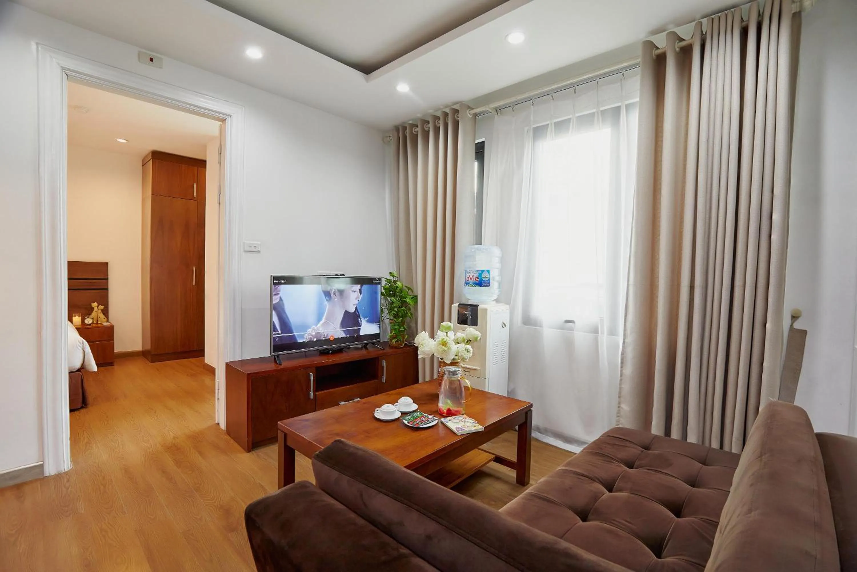 Communal lounge/ TV room in The Bloom Classic - An Excellent Blend of Cozy Living and Urban Relaxation