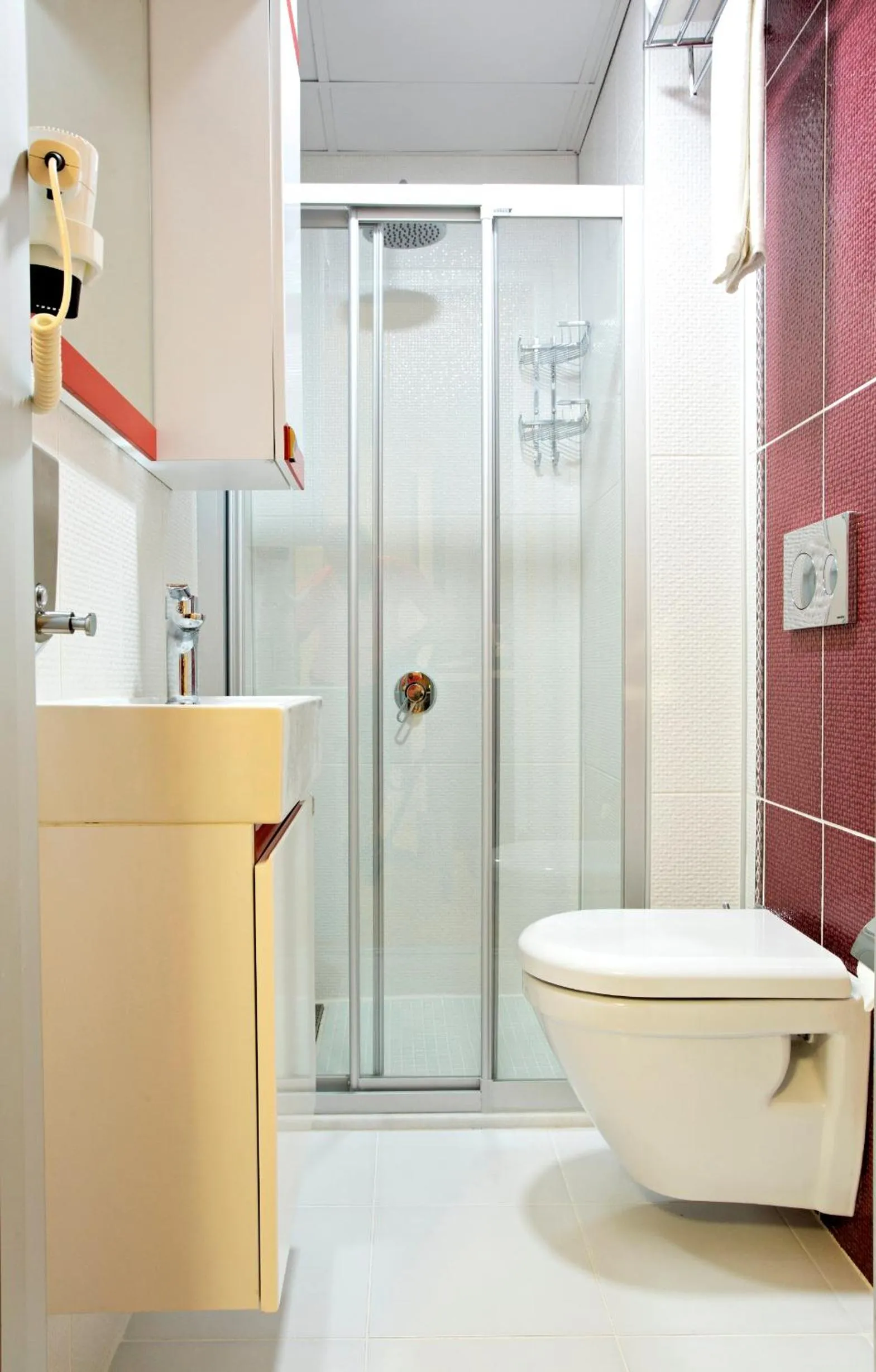 Bathroom in Endglory Hotel