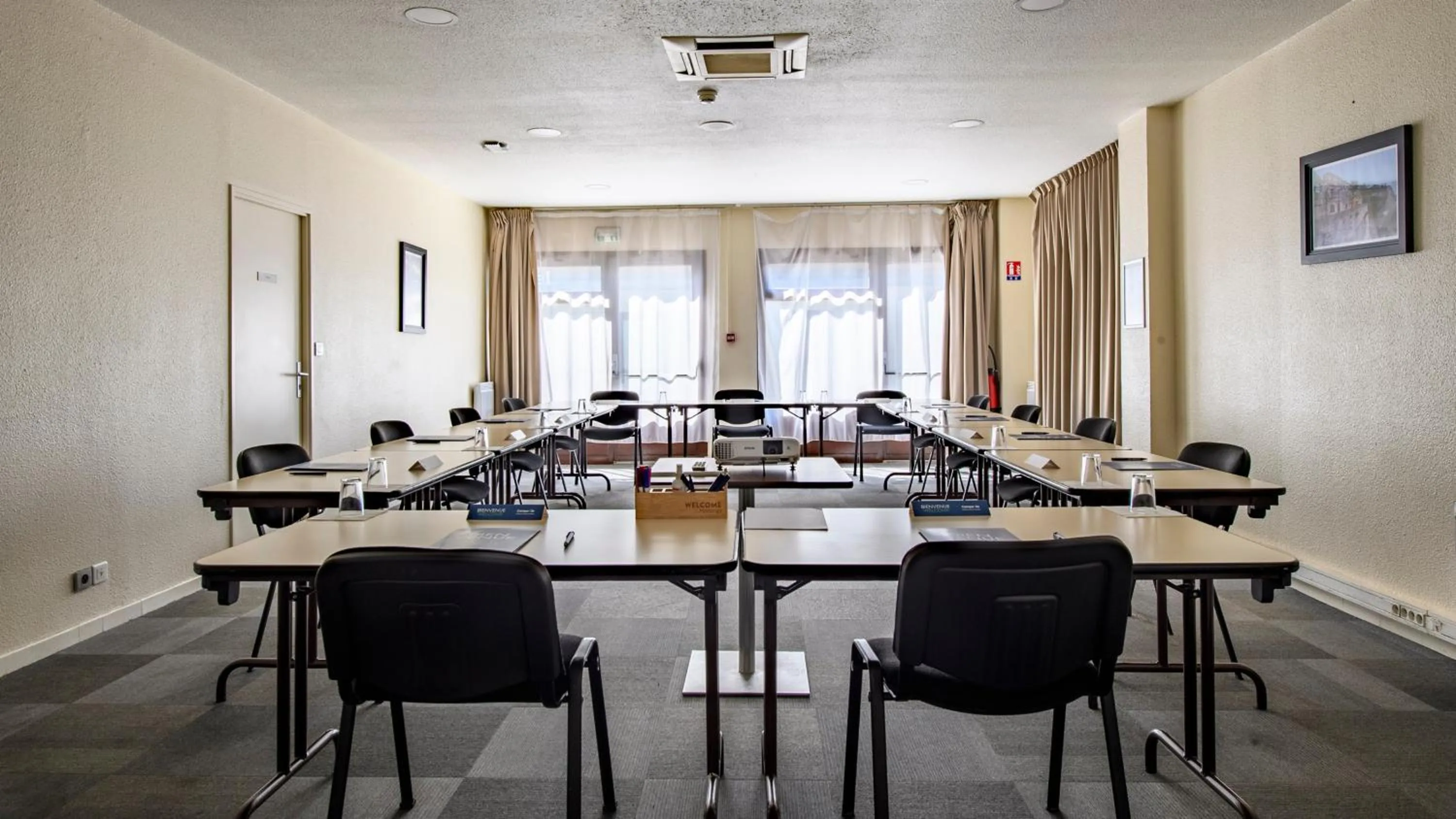 Meeting/conference room in Campanile PRIME - Nîmes Centre