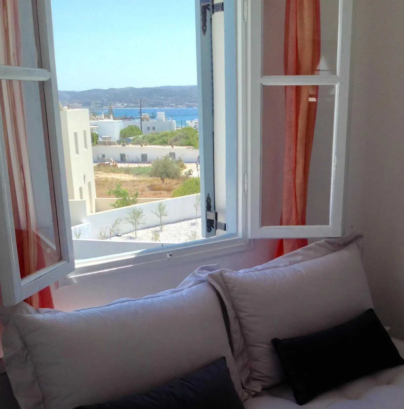Sea view in Anita Rooms & Suites Milos