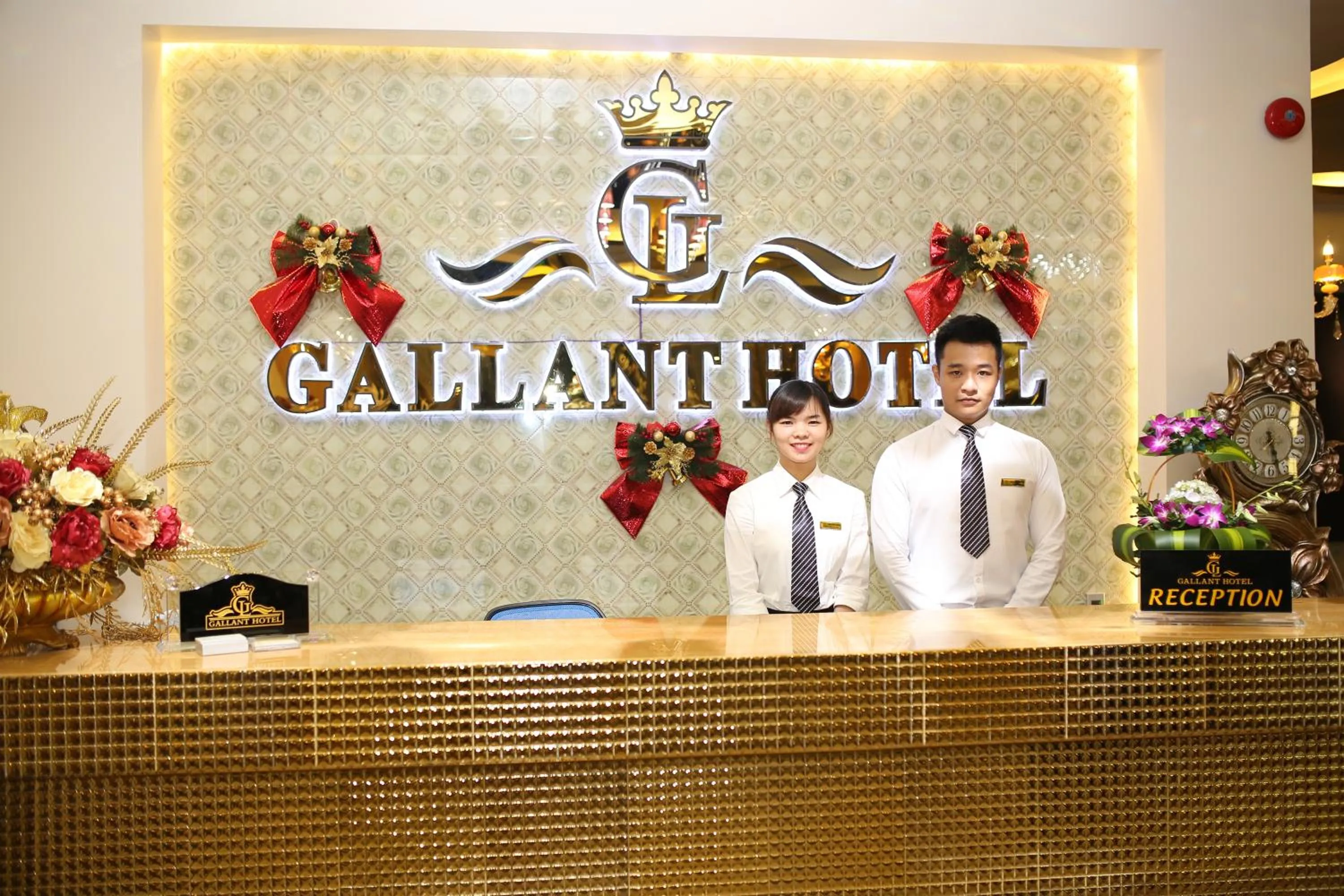 Lobby or reception in Gallant Hotel 168