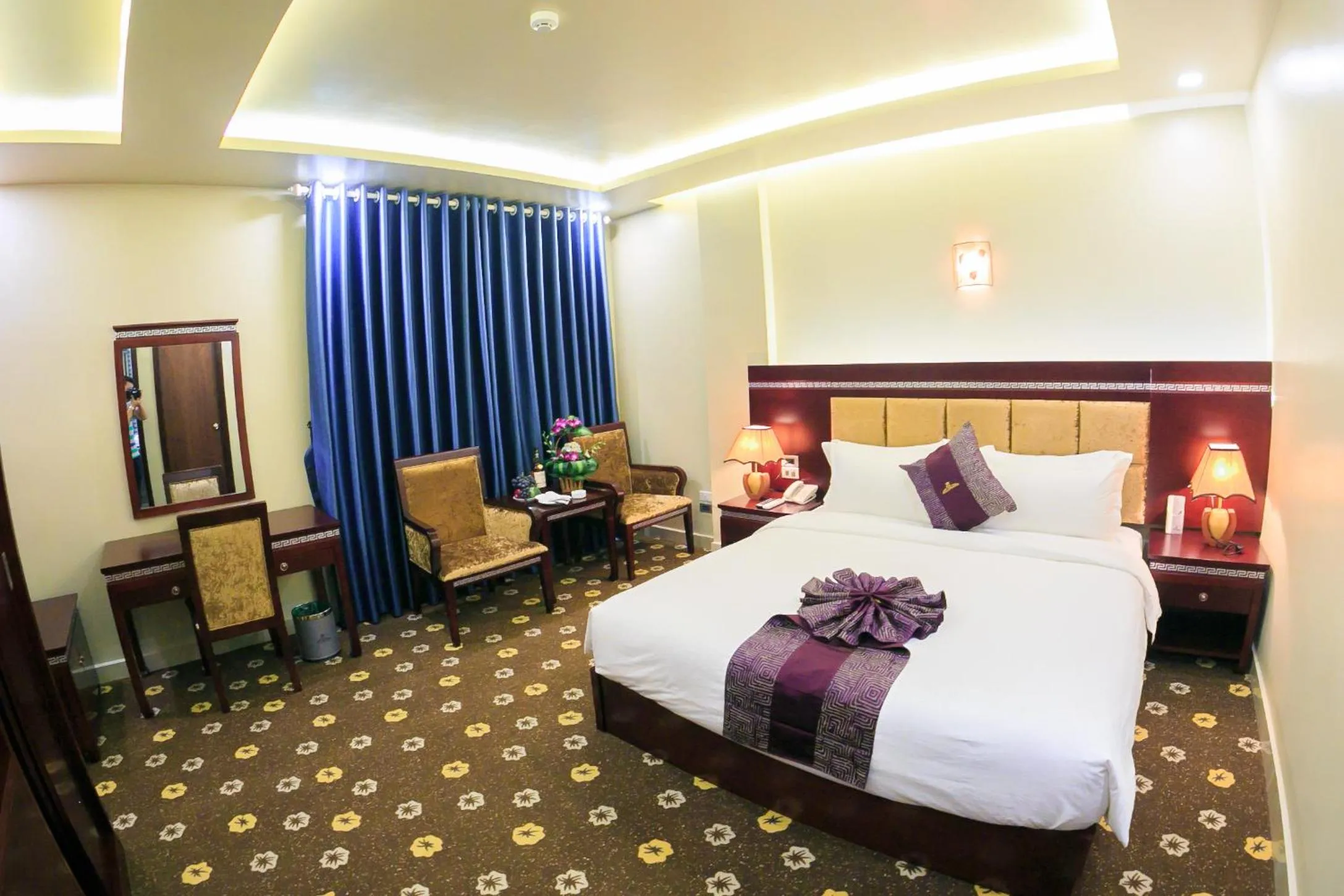 Bed in Gallant Hotel 168