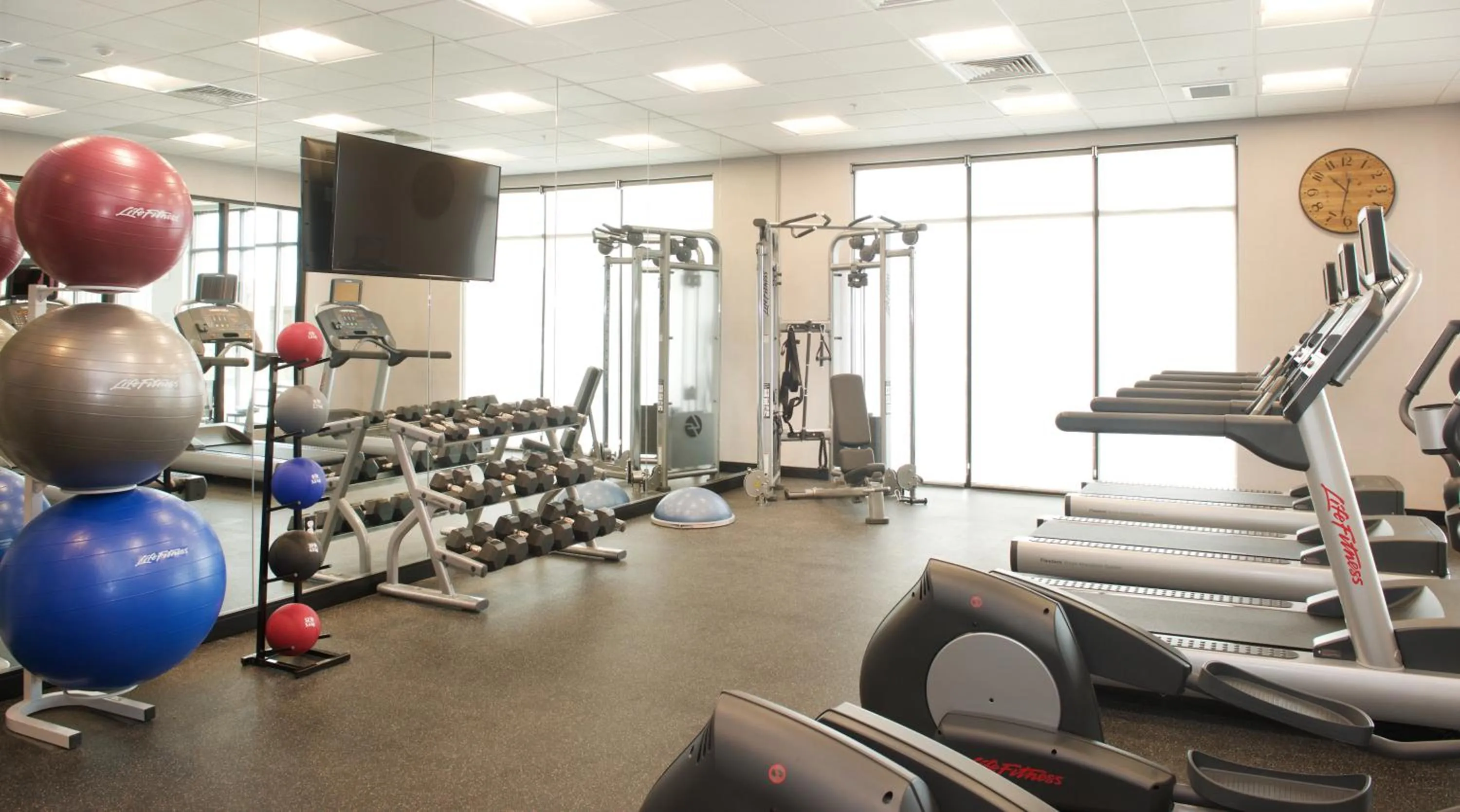 Fitness centre/facilities in SpringHill Suites by Marriott Bend