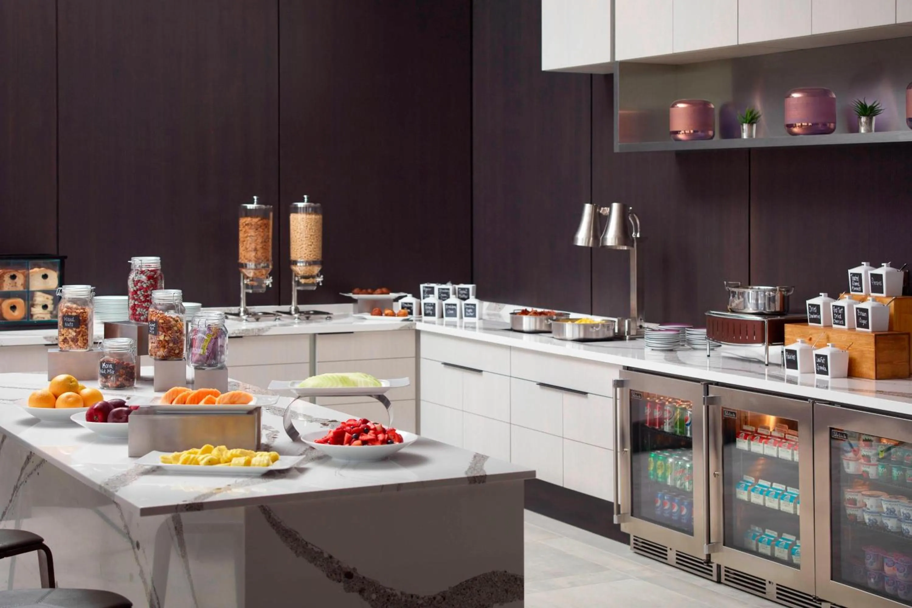 Lounge or bar in Marriott Columbus OSU