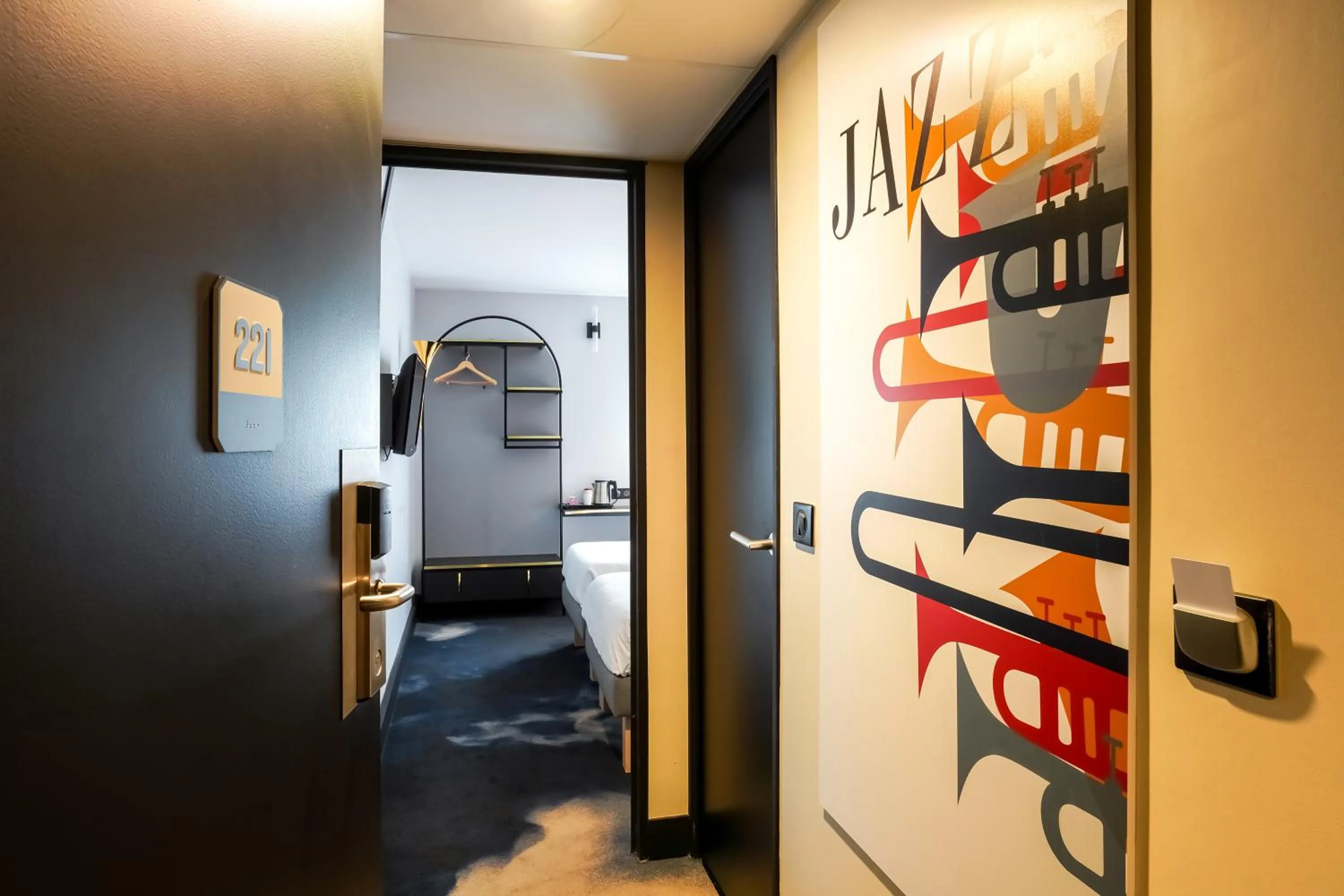 Bed in Kyriad - Créteil - Bonneuil-sur-Marne