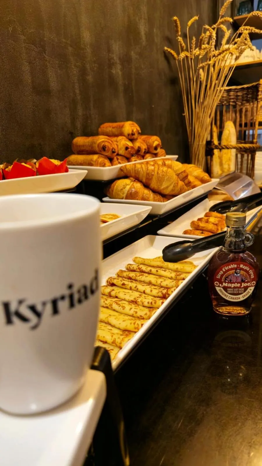 Buffet breakfast in Kyriad Fontenay - Trésigny