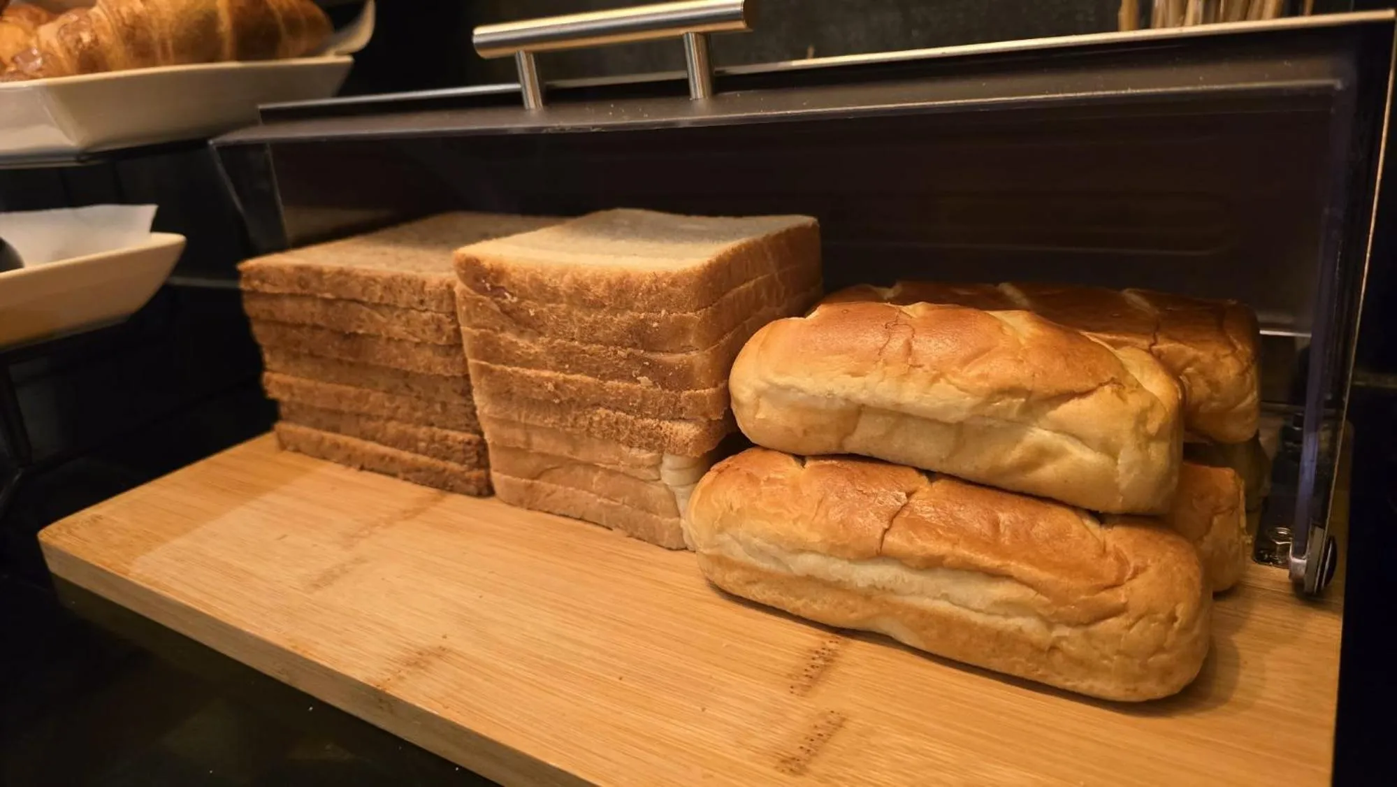 Buffet breakfast in Kyriad Fontenay - Trésigny