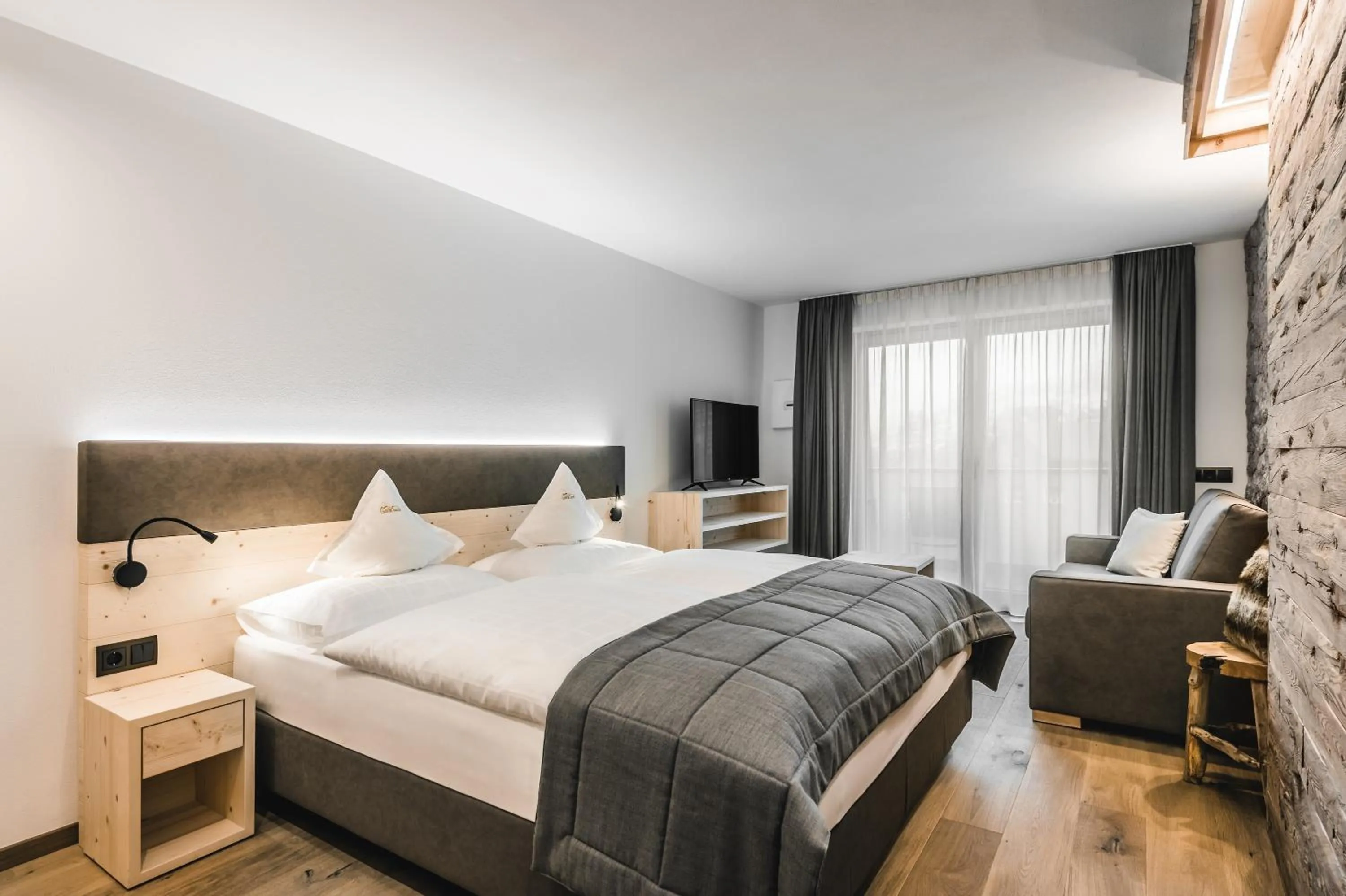 Photo of the whole room, Bed in Lüch de Costa