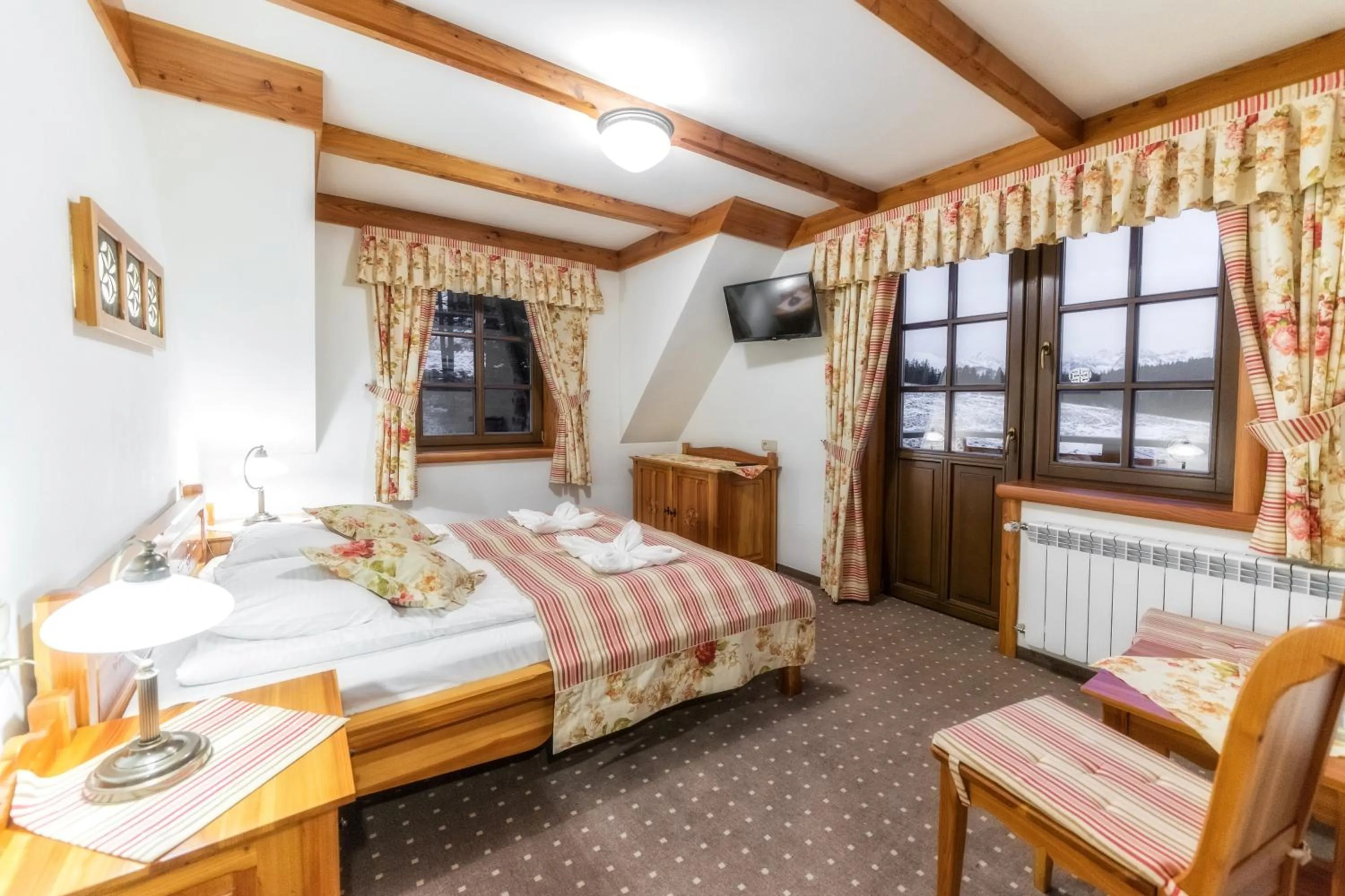 Photo of the whole room, Bed in Willa Pod Miedzą 200 m do Term