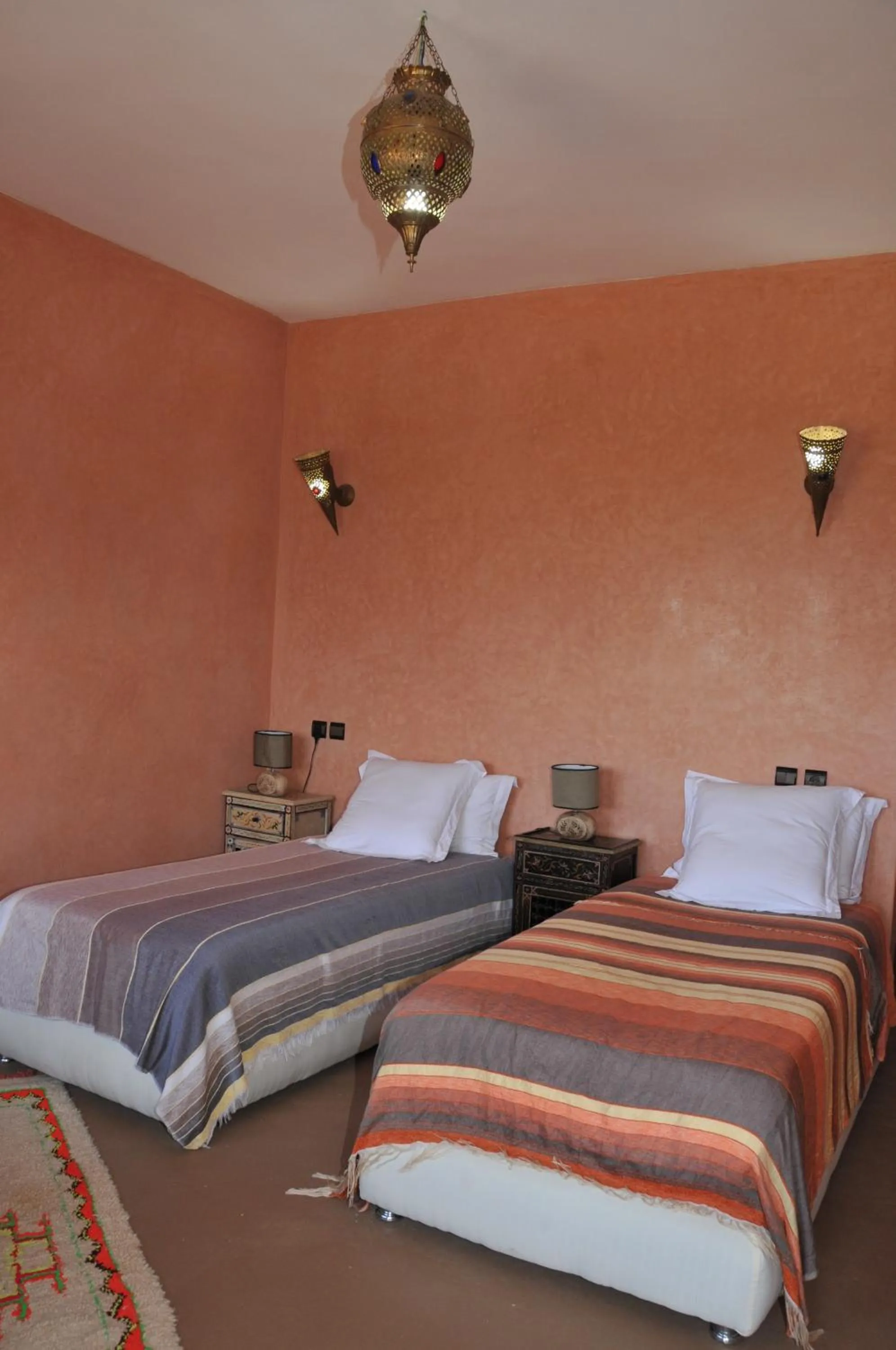 Bedroom, Bed in Aftas Trip