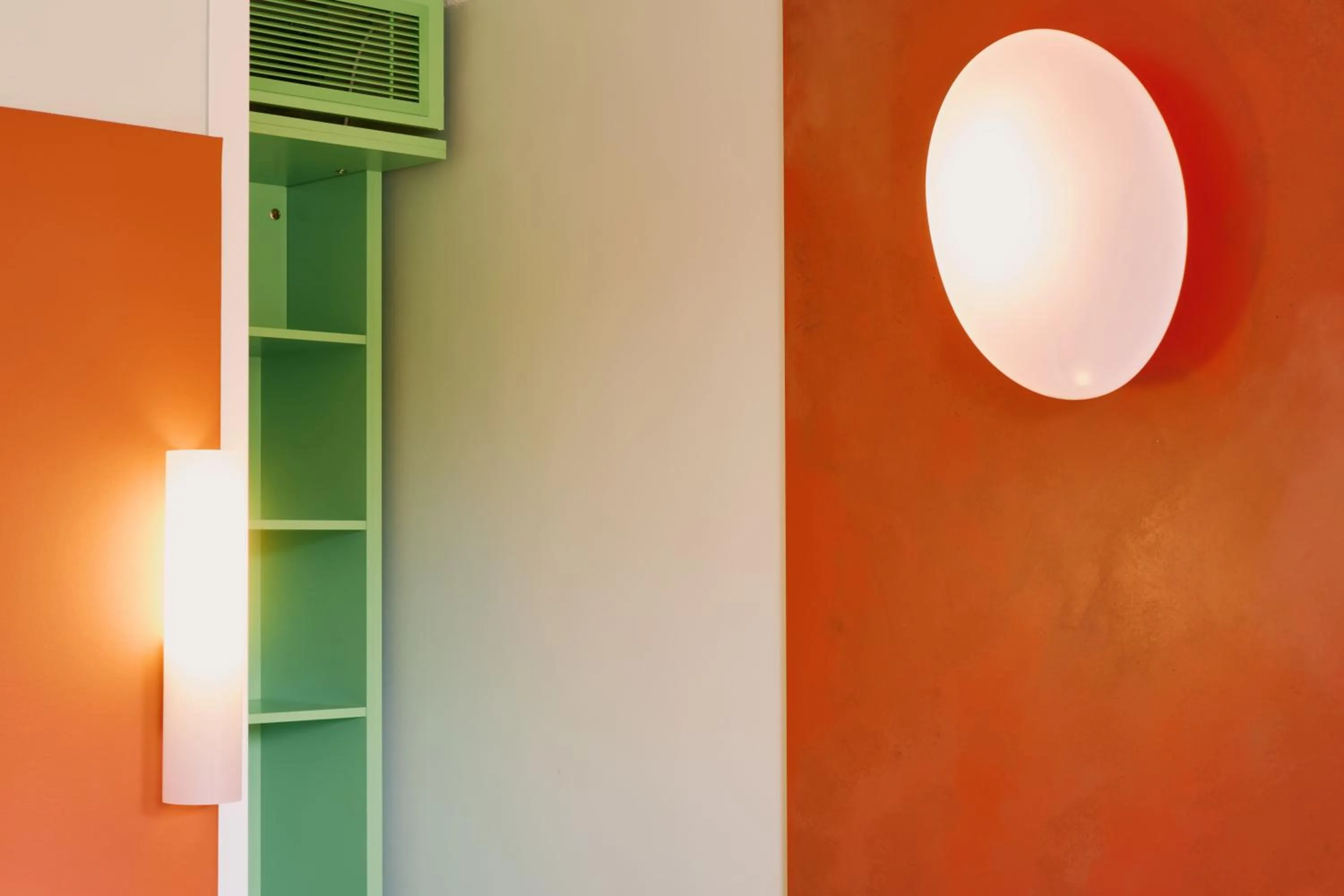 Decorative detail in Greet Hotel Versailles - Voisins Le Bretonneux