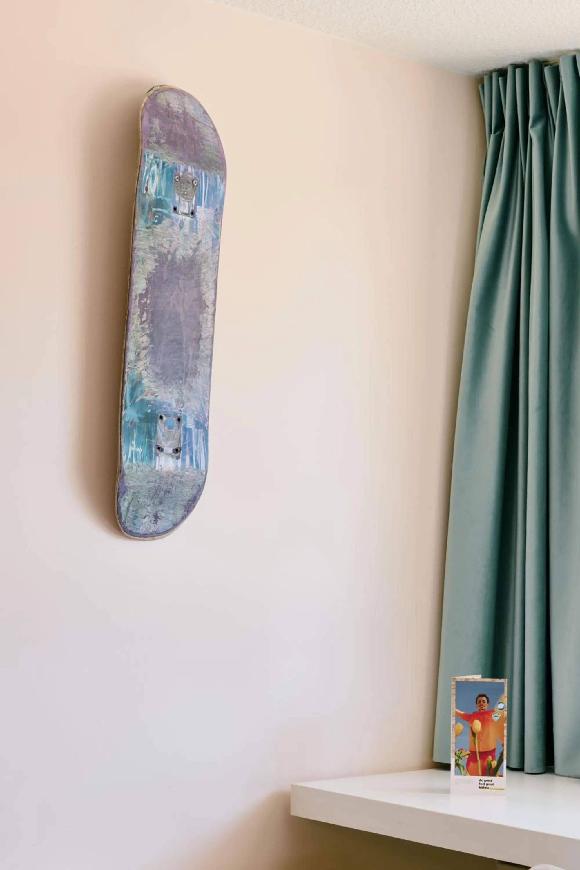 Decorative detail in Greet Hotel Versailles - Voisins Le Bretonneux