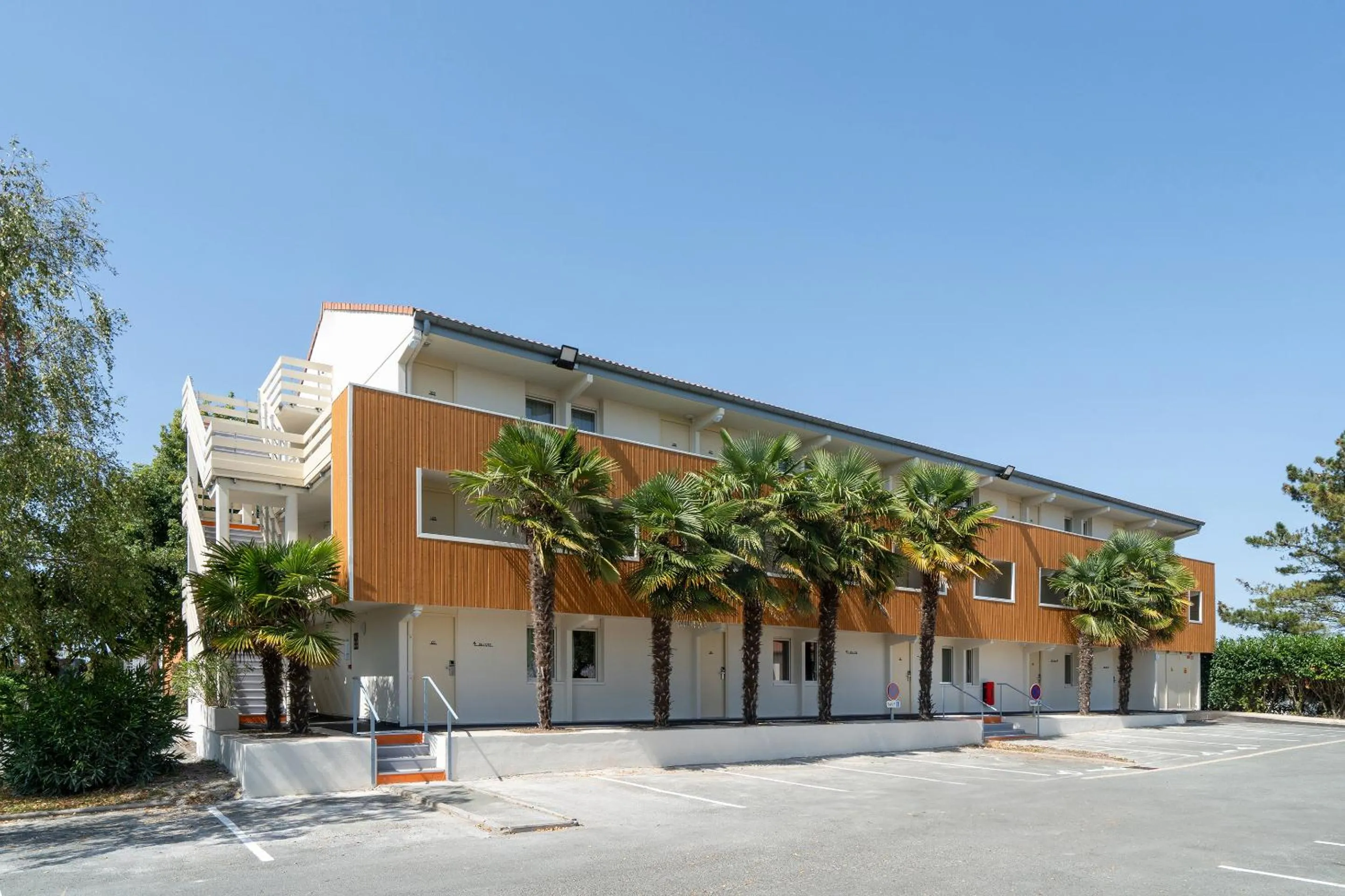 Property building in Sure Hotel by Best Western Rochefort-sur-Mer