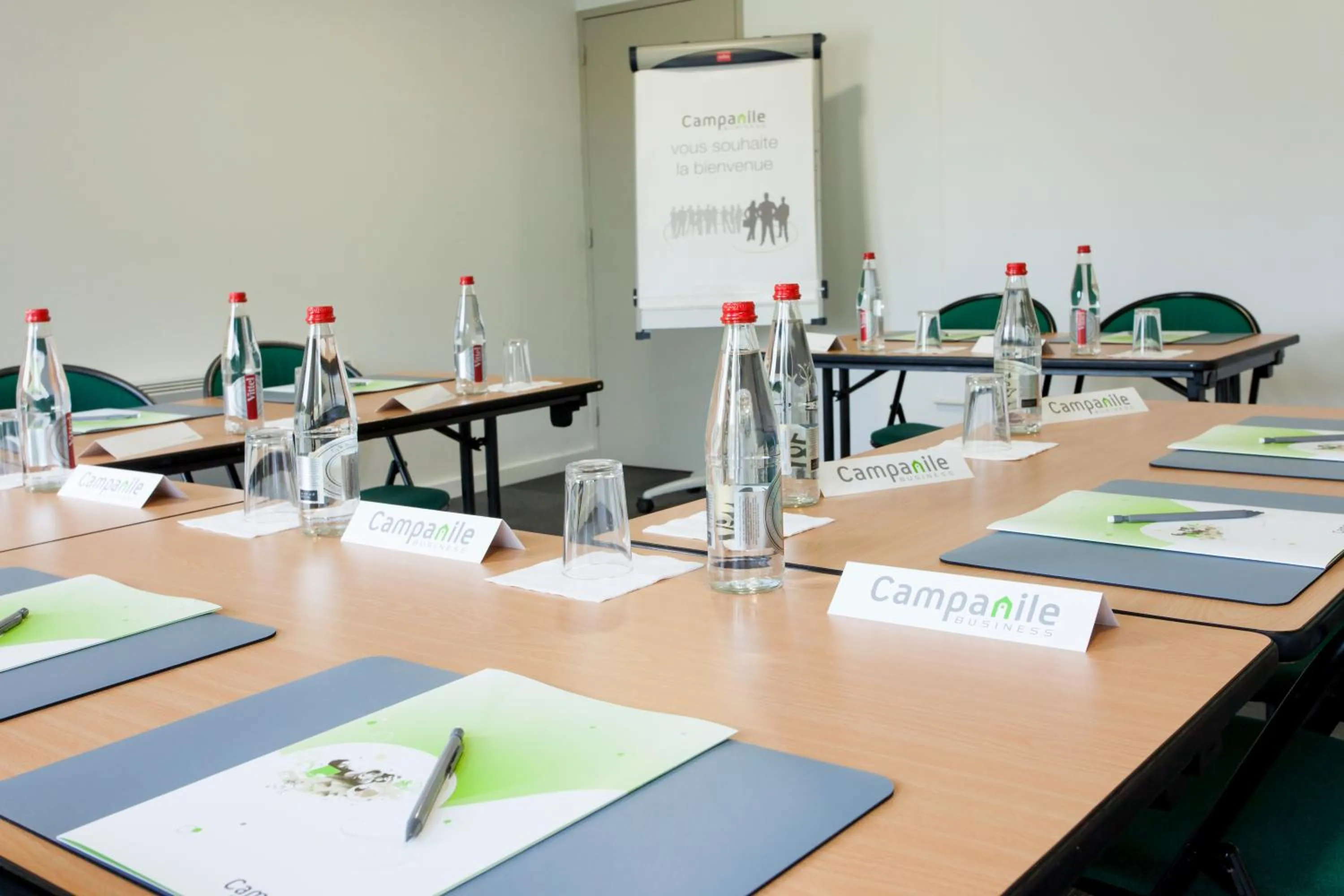 Business facilities in Campanile Saint-Malo ~ Saint-Jouan-Des-Guerets