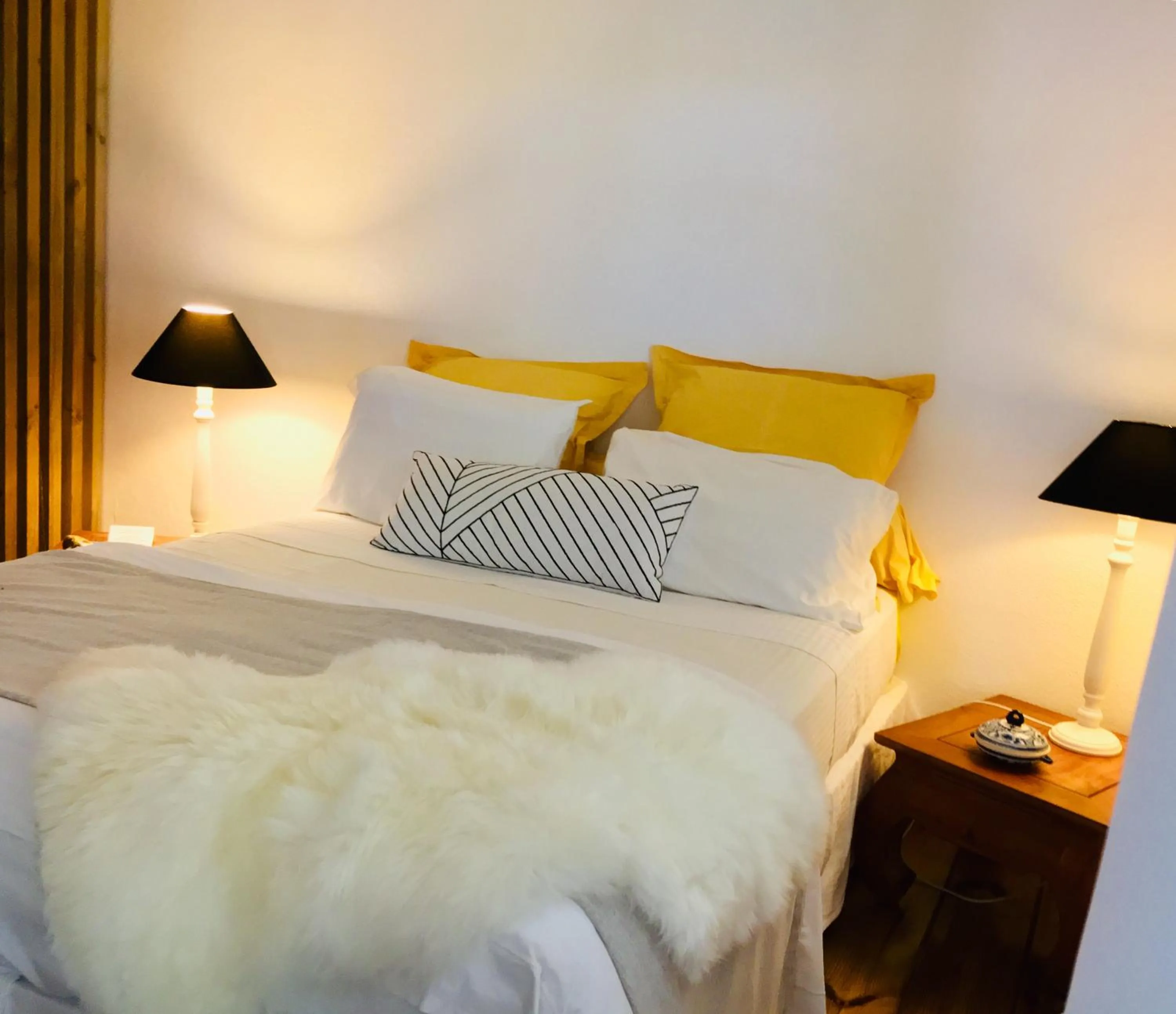 Bedroom, Bed in Senteur Vanille