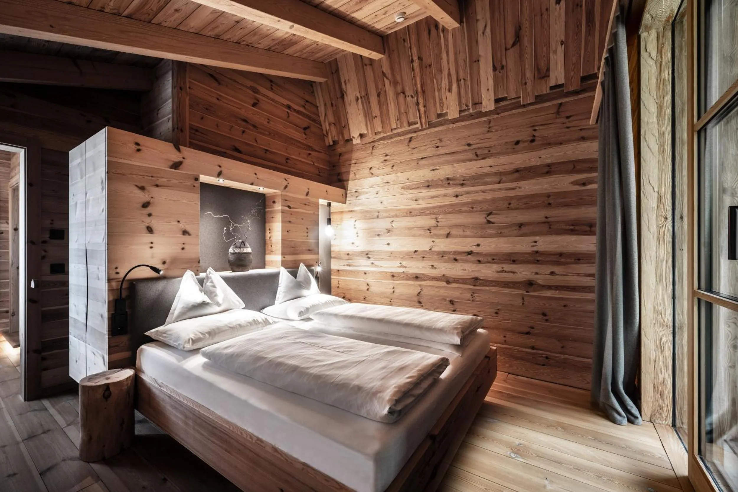 Bedroom, Bed in Valsegg Chalets Südtirol - luxury and private hideaway
