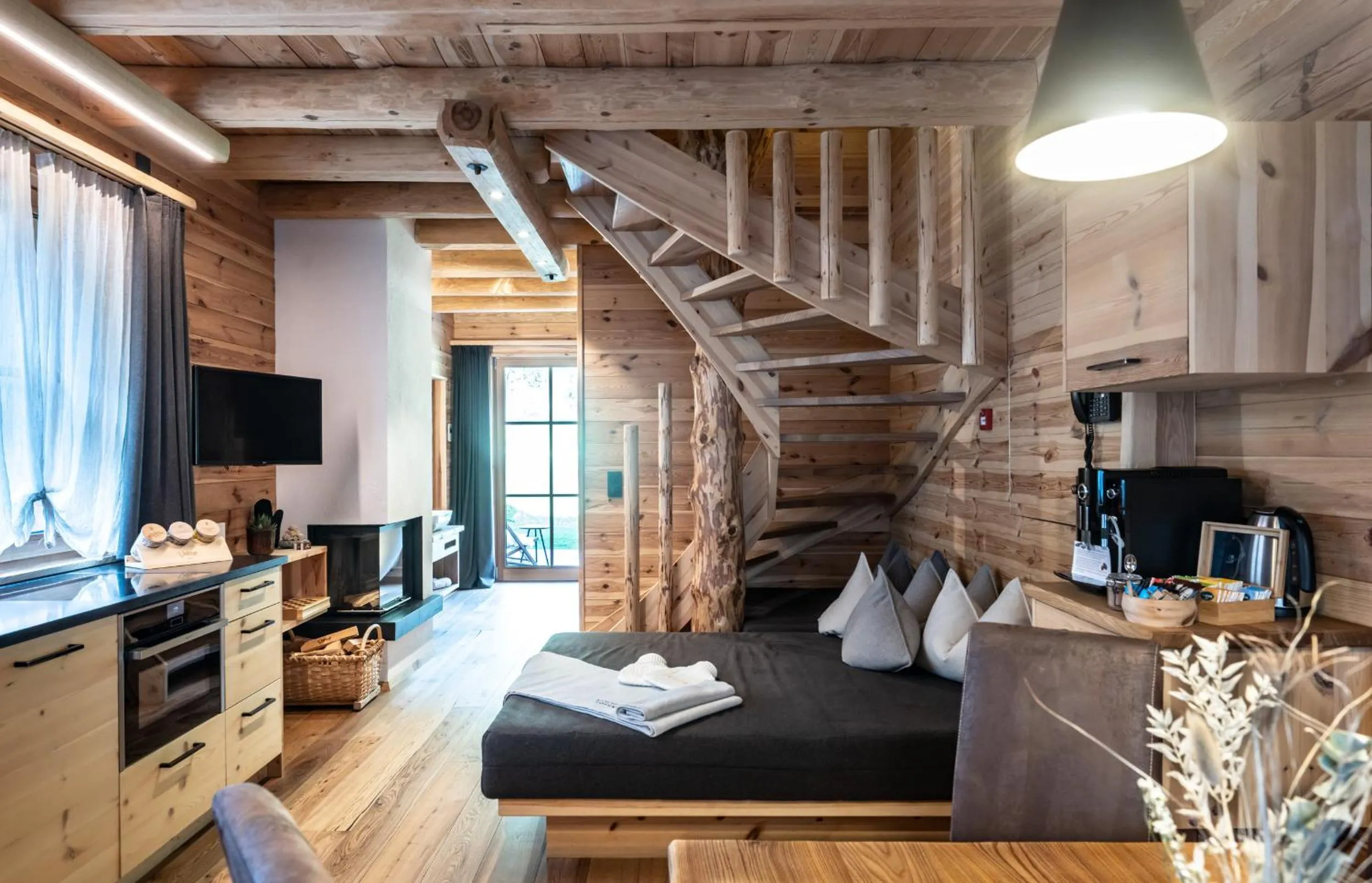 Living room in Valsegg Chalets Südtirol - luxury and private hideaway