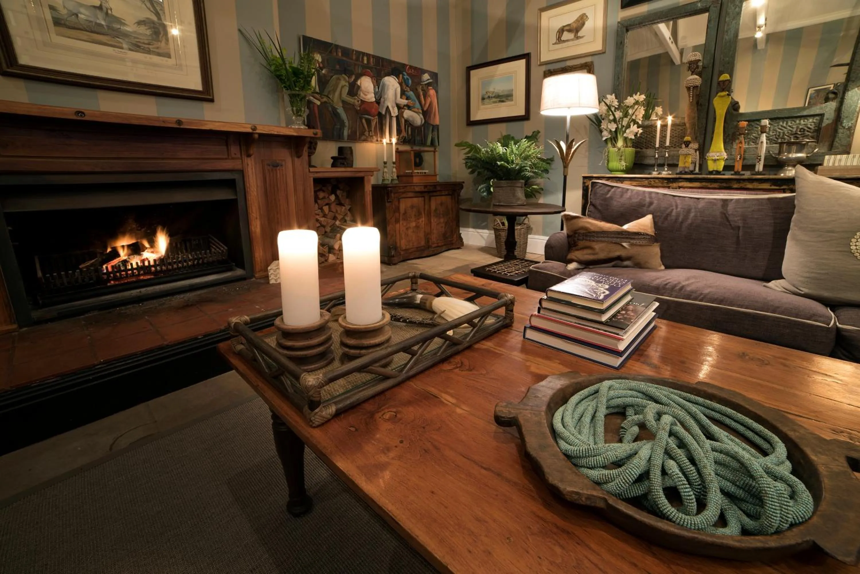 Lounge or bar in The Milner by The Oyster Collection