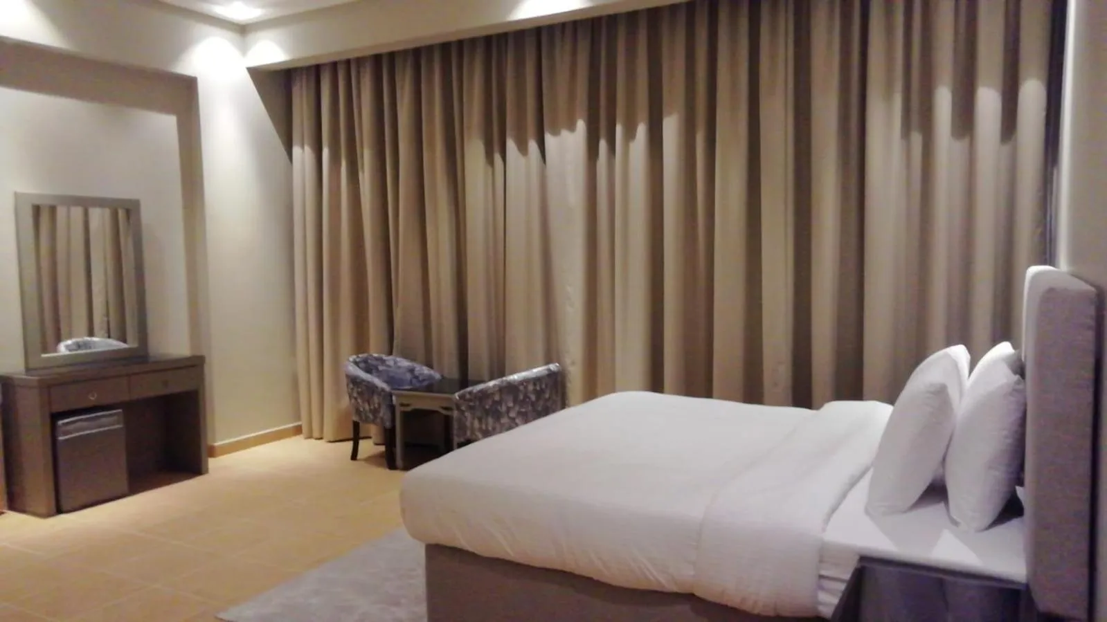 Bed in Infinity Tower Suites WLL