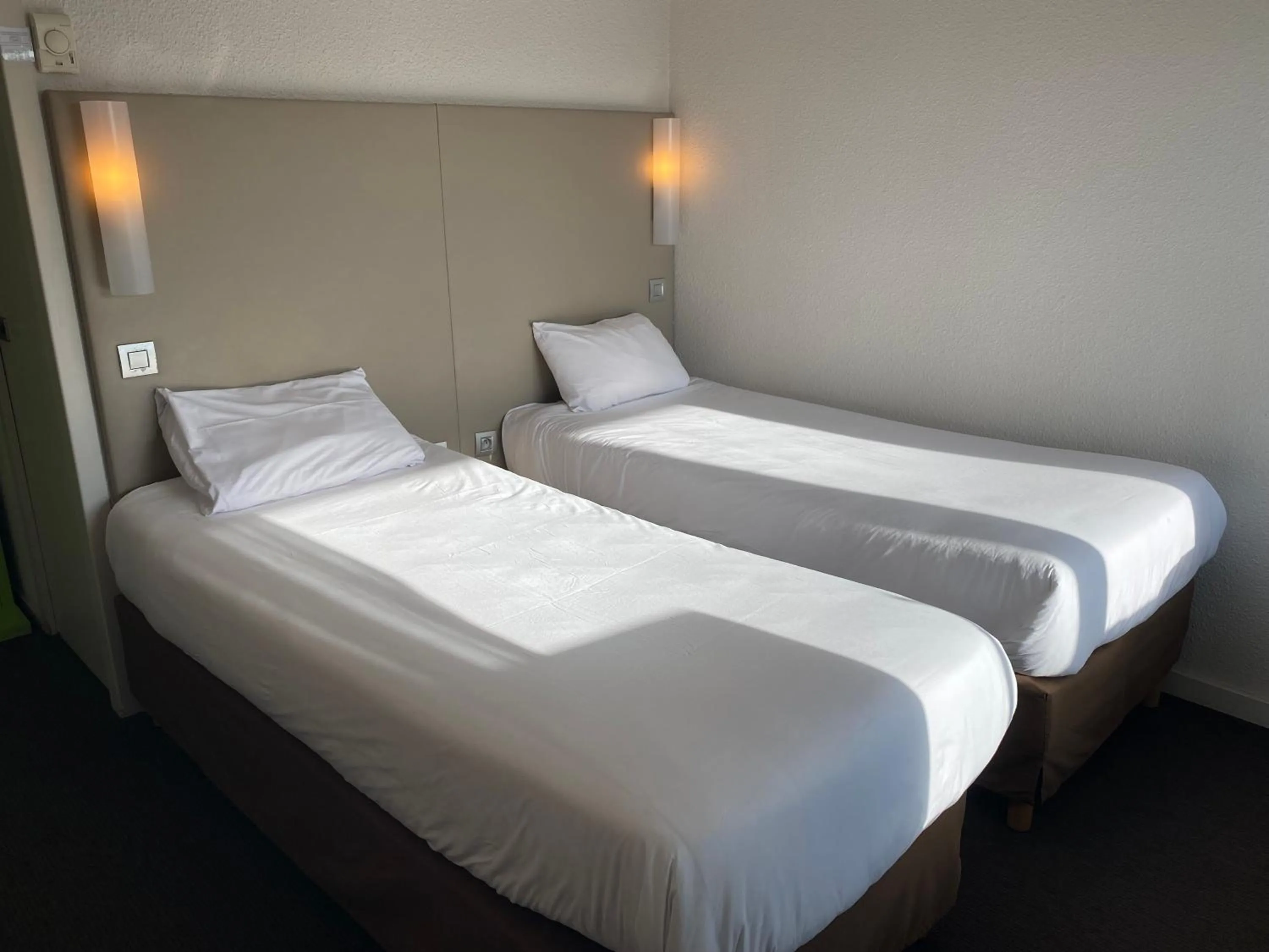 Bed in Campanile Valence Sud