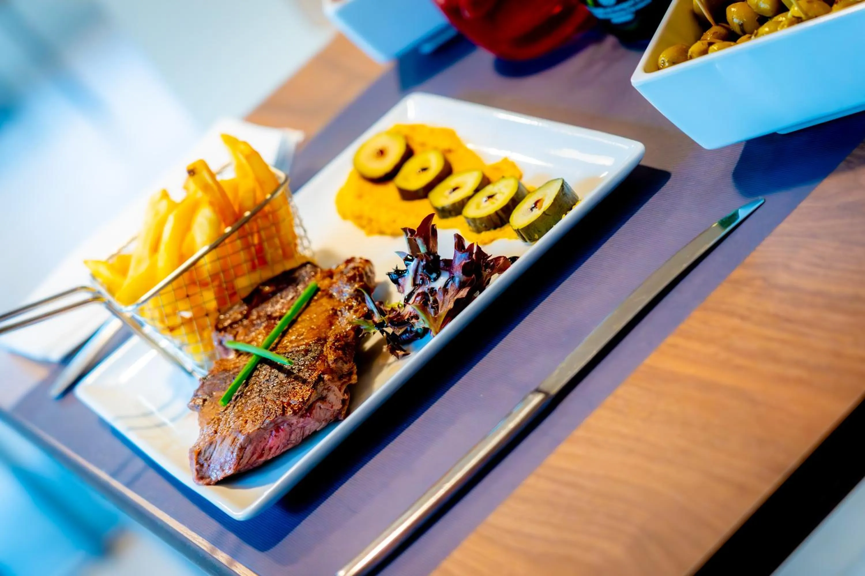 Food and drinks in Campanile Vichy - Bellerive