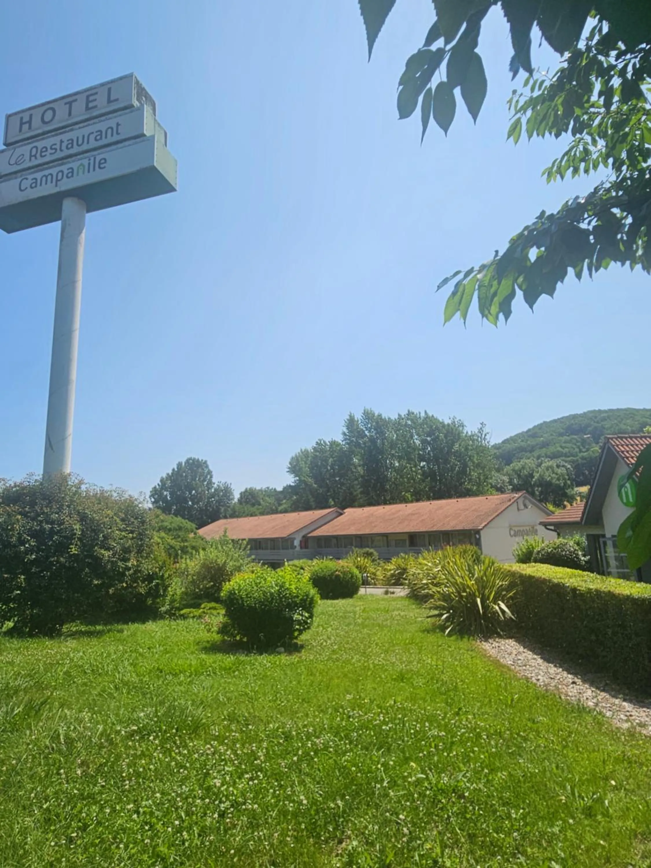 Property building in Campanile Villeneuve-Sur-Lot