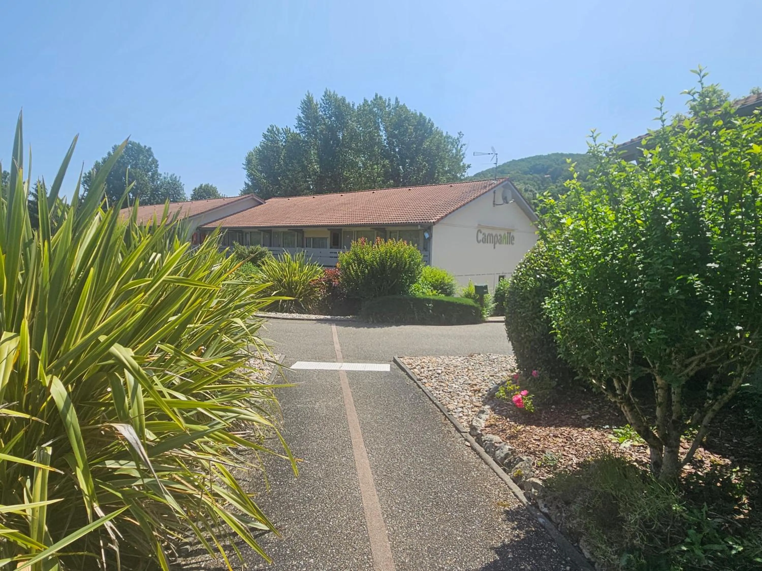 Property building in Campanile Villeneuve-Sur-Lot