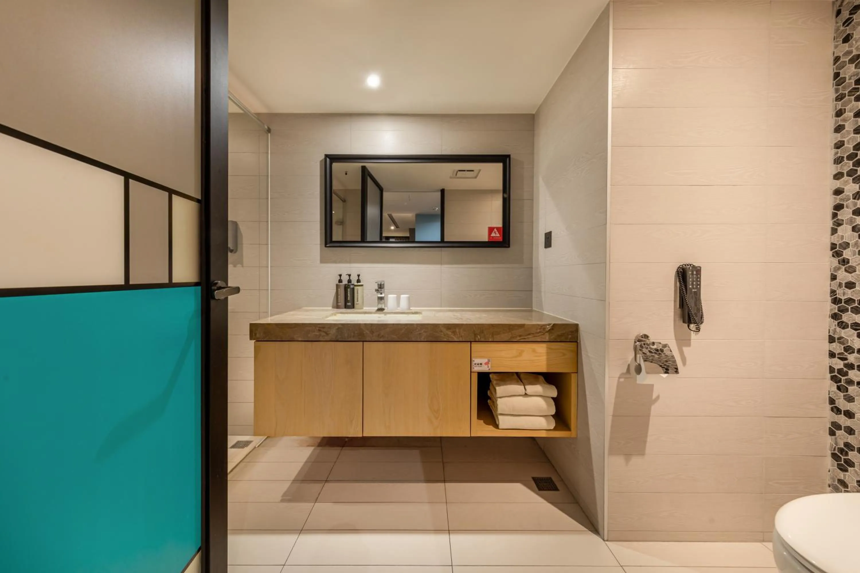 Toilet in CHECK inn Taichung Wenxin Zhongqing