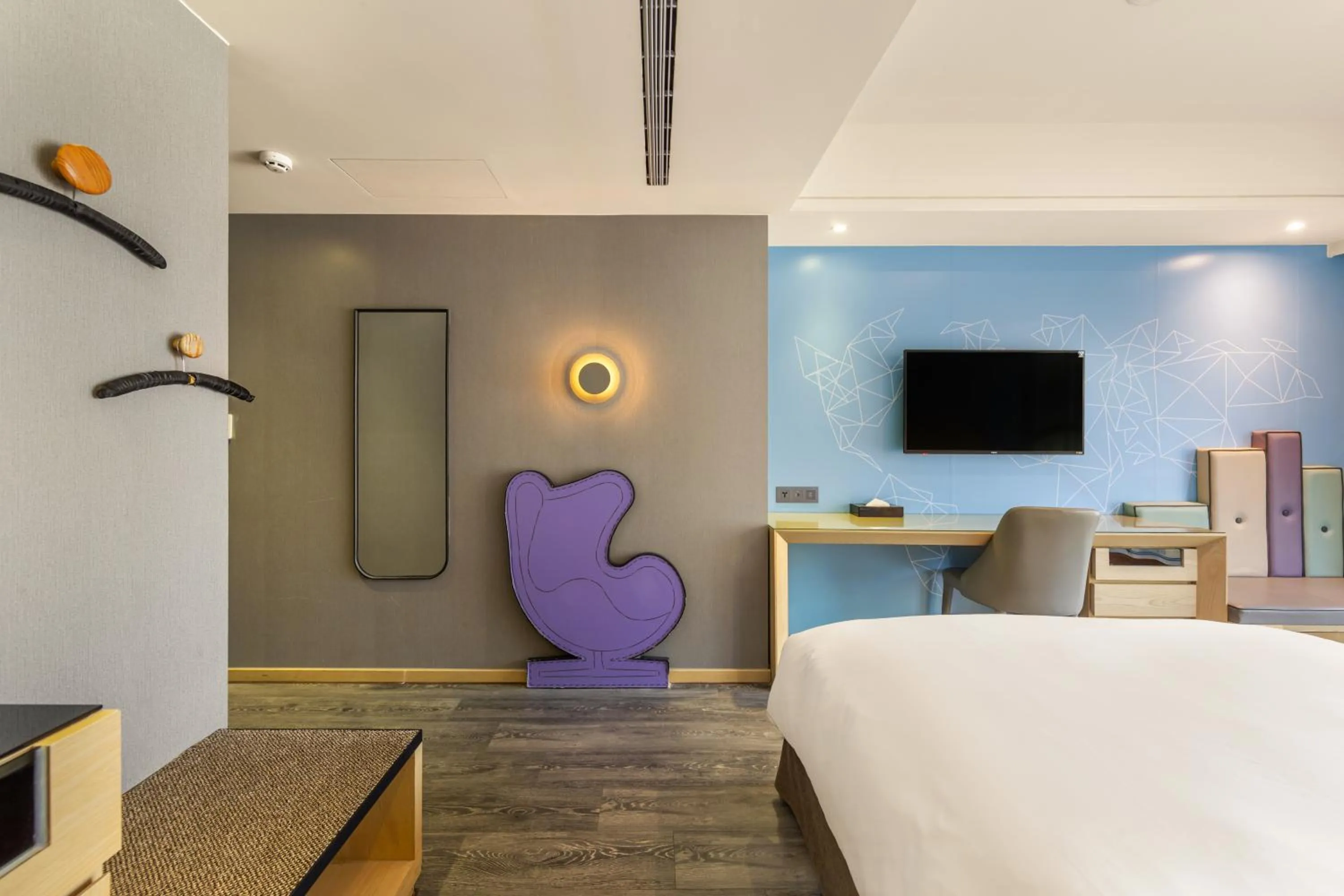 Bed in CHECK inn Taichung Wenxin Zhongqing