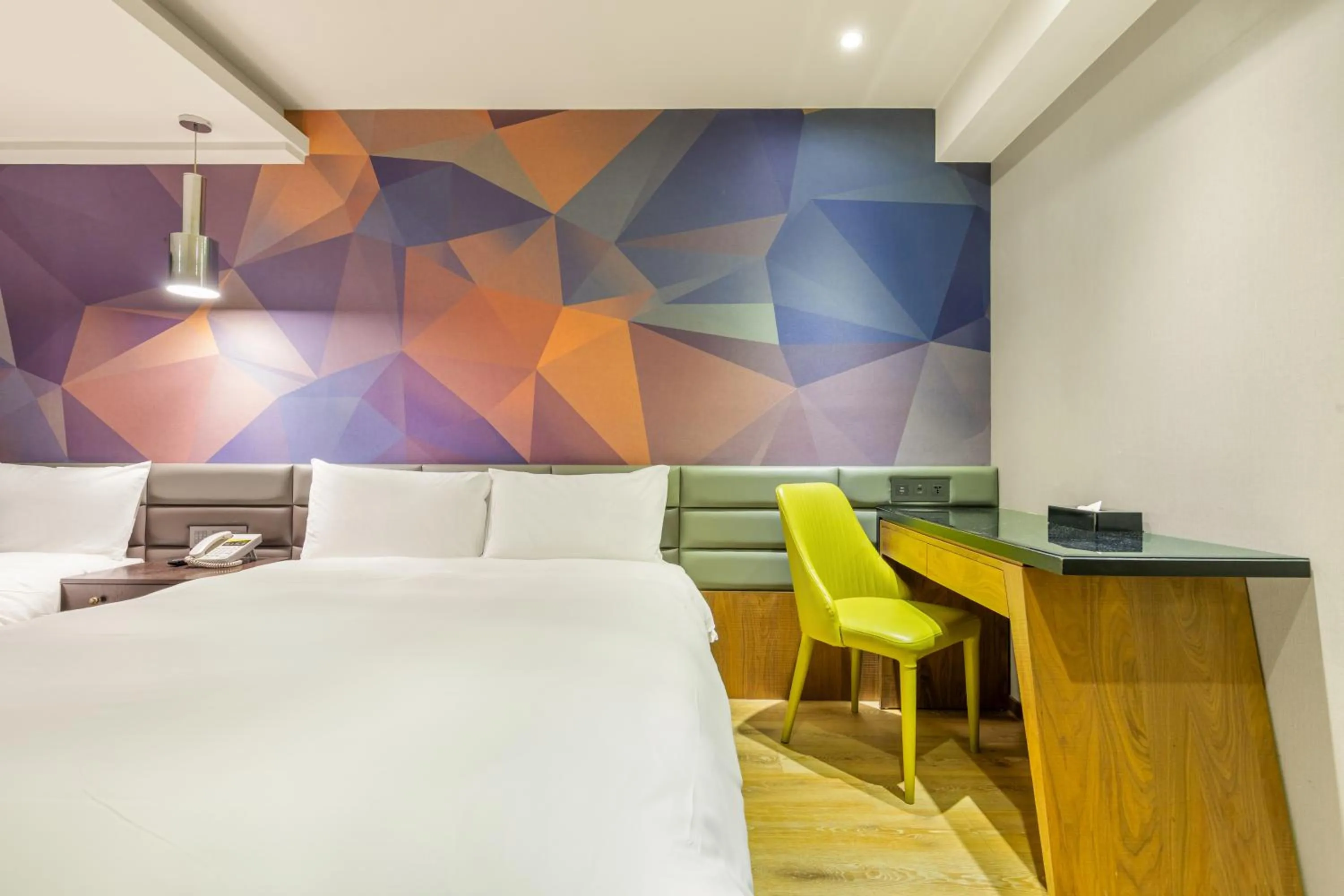 Bed in CHECK inn Taichung Wenxin Zhongqing