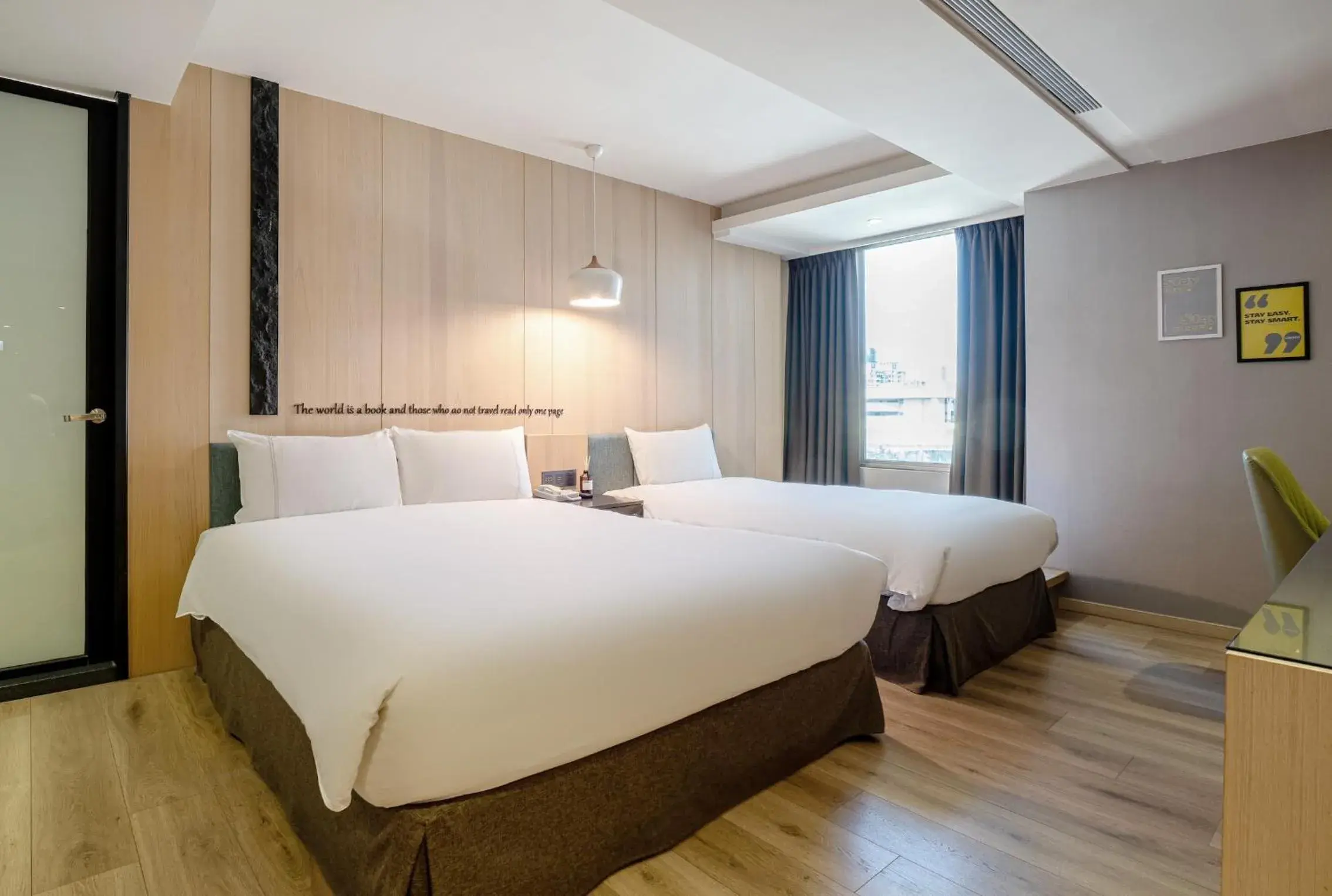 Superior Triple Room in CHECK inn Taichung Wenxin Zhongqing Superior Triple Room in CHECK inn Taichung Wenxin Zhongqing