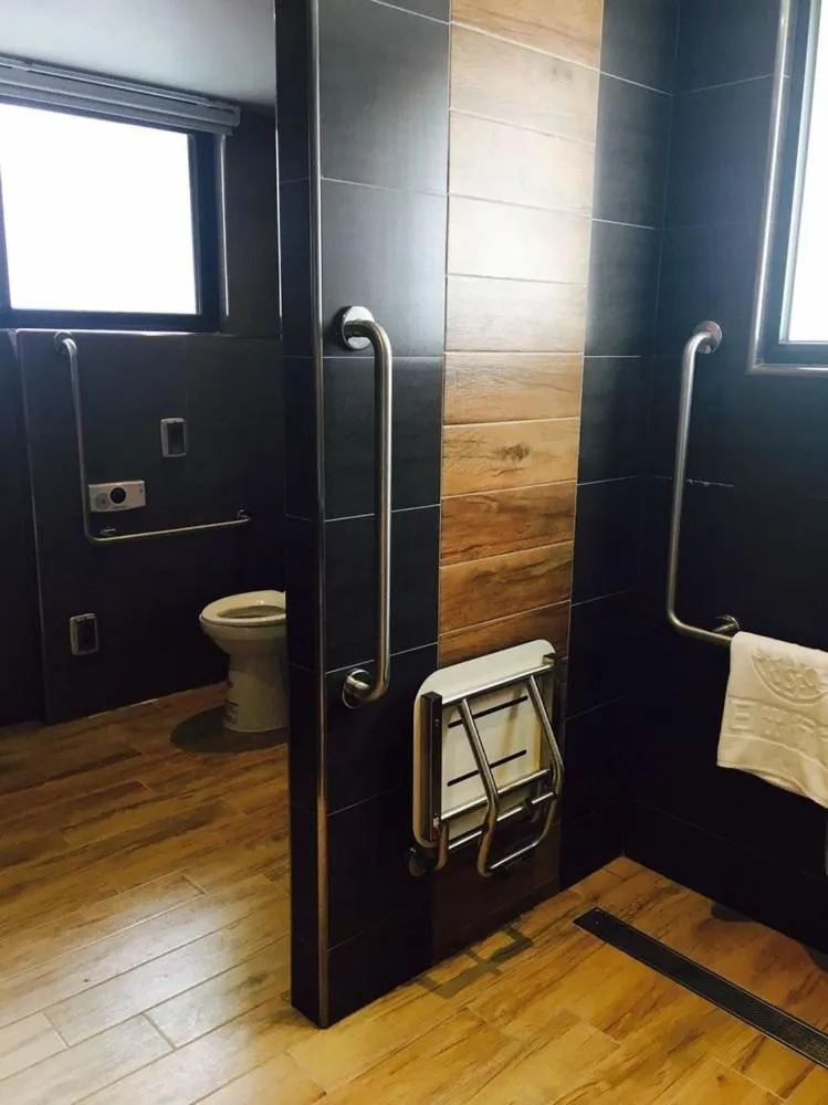 Area and facilities in Sunrise Hotel