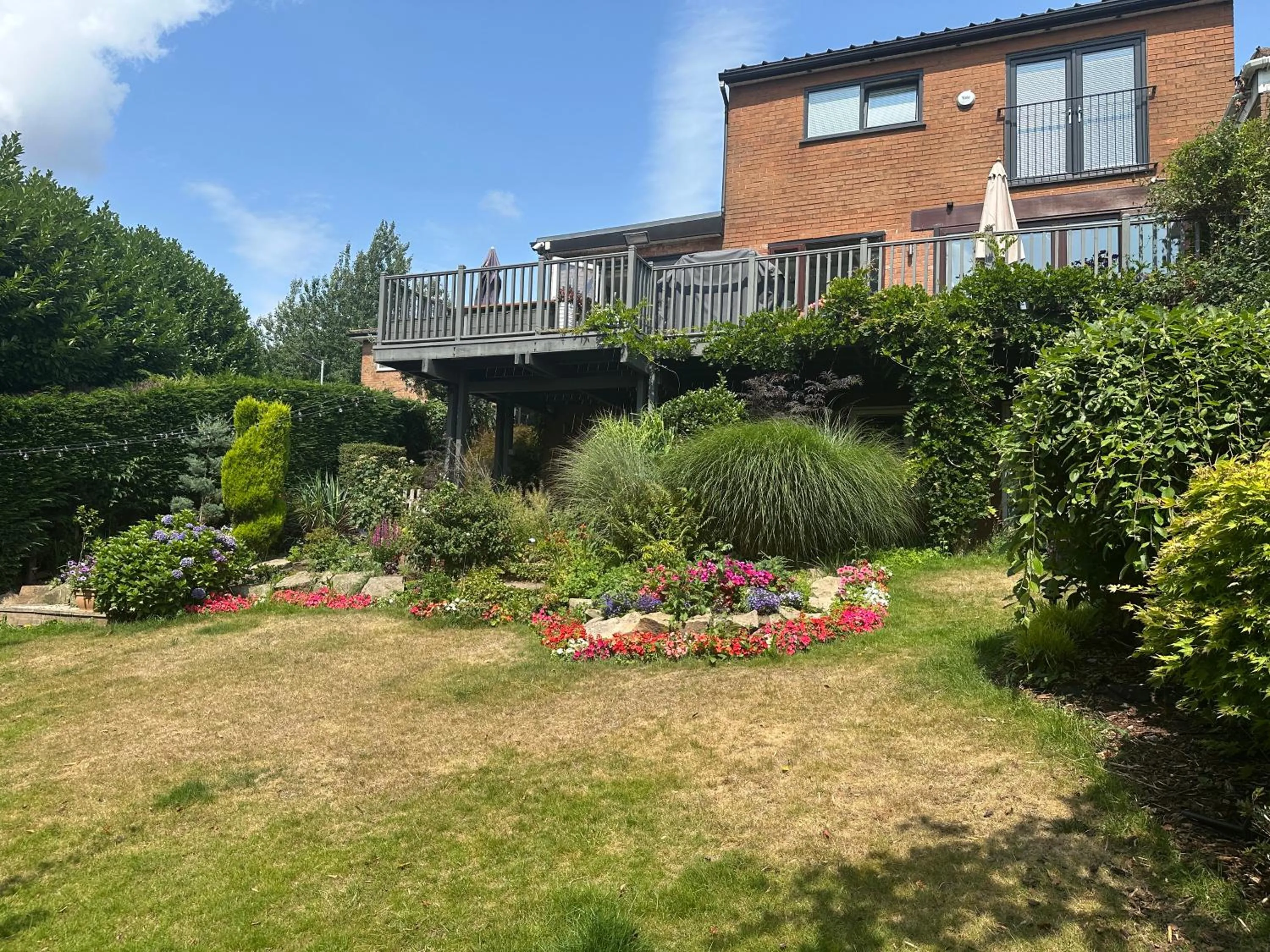 The Garden Apartment, Near Airport & City