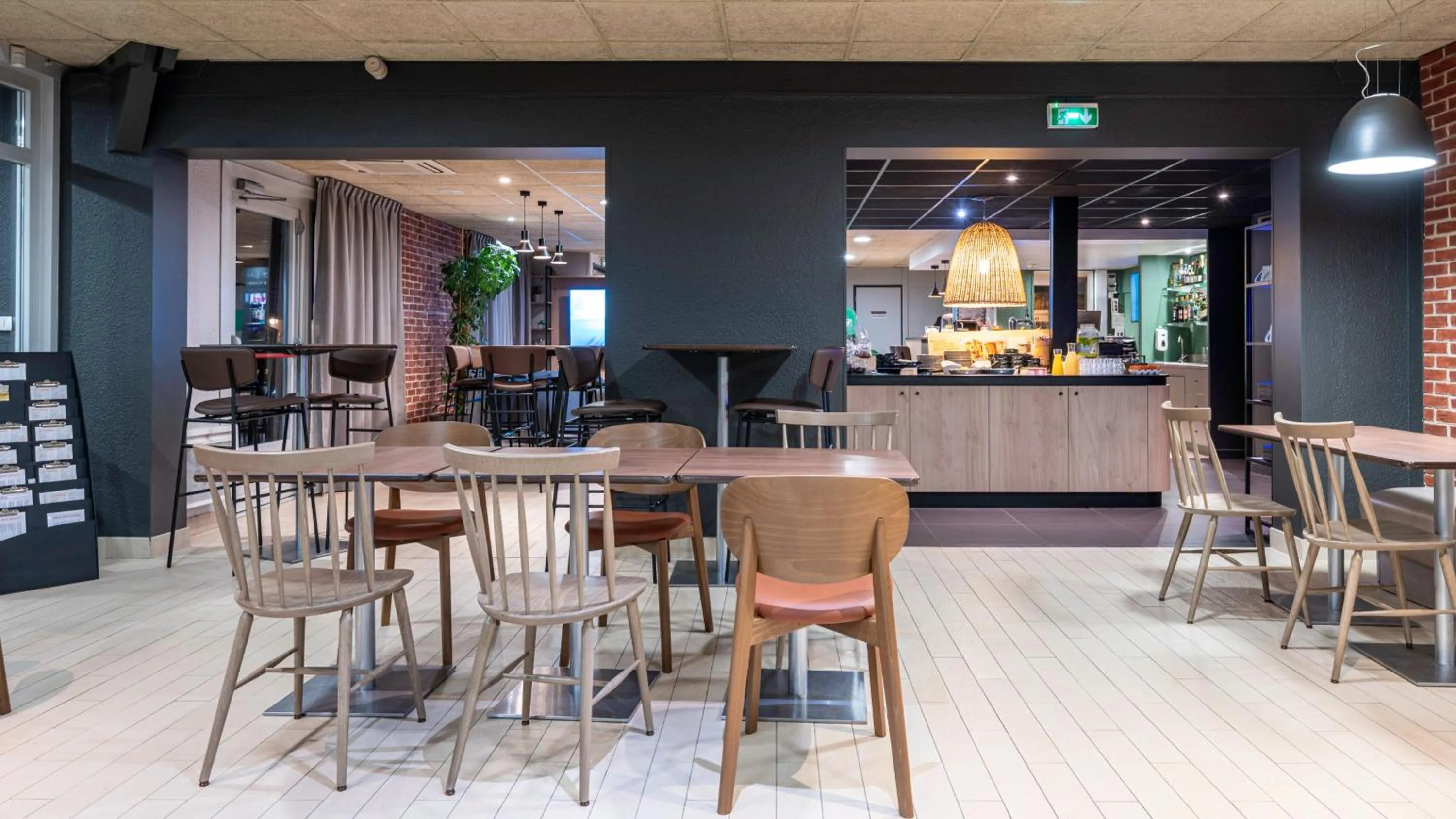 Restaurant/places to eat in Campanile NATURE - Aix Les Bains