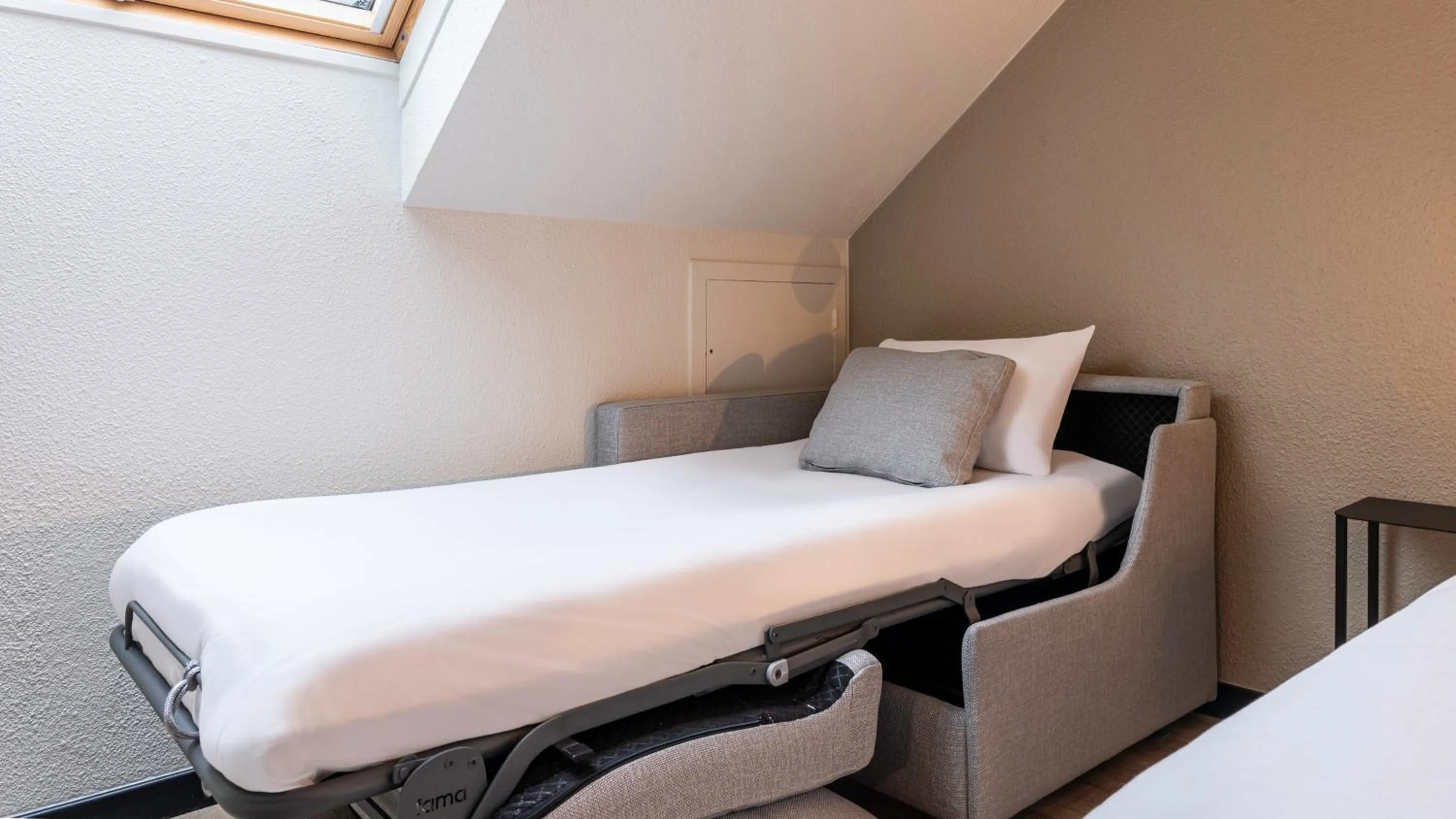 Bed in Campanile NATURE - Aix Les Bains