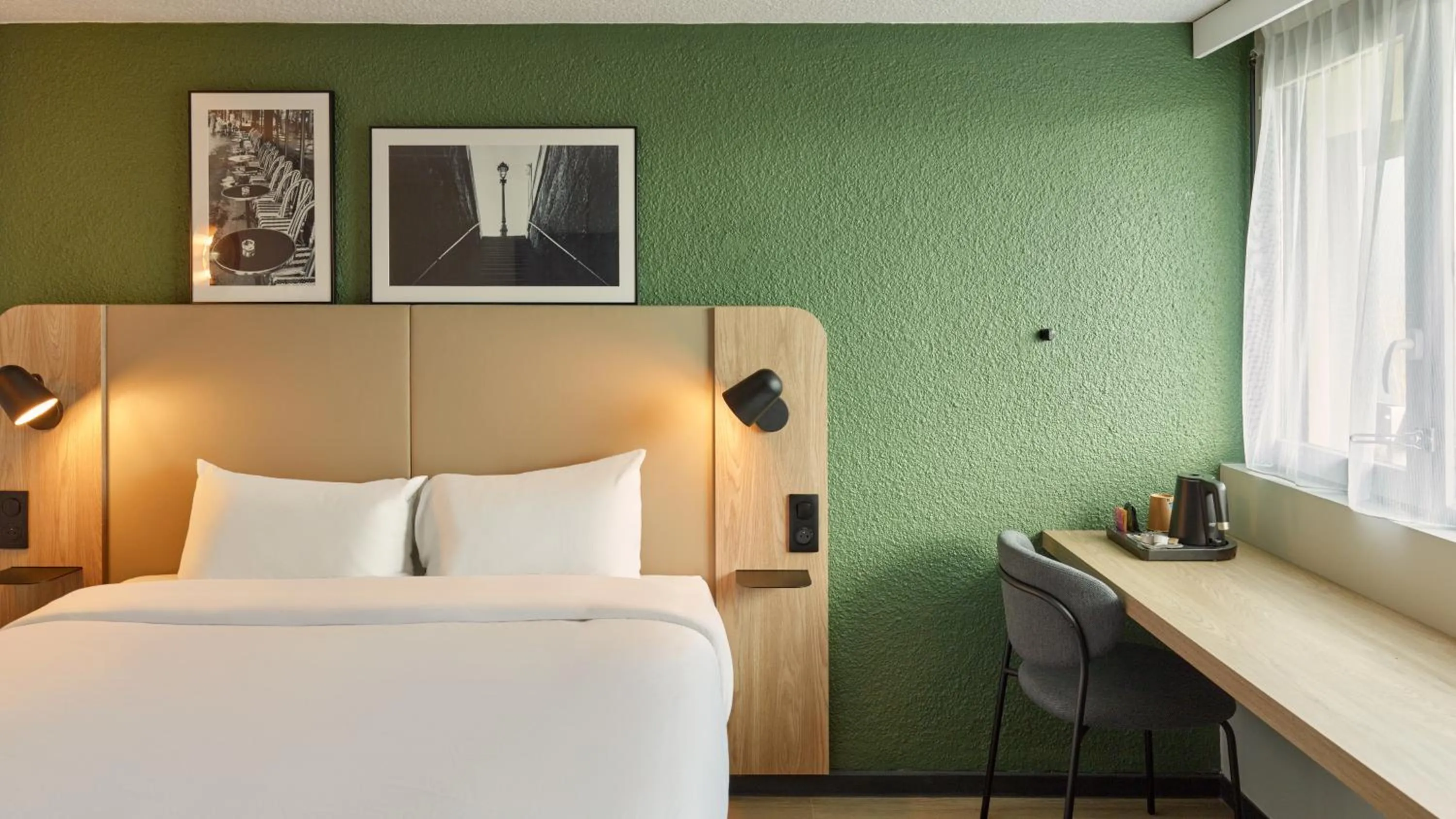 Bed in Campanile Bayonne