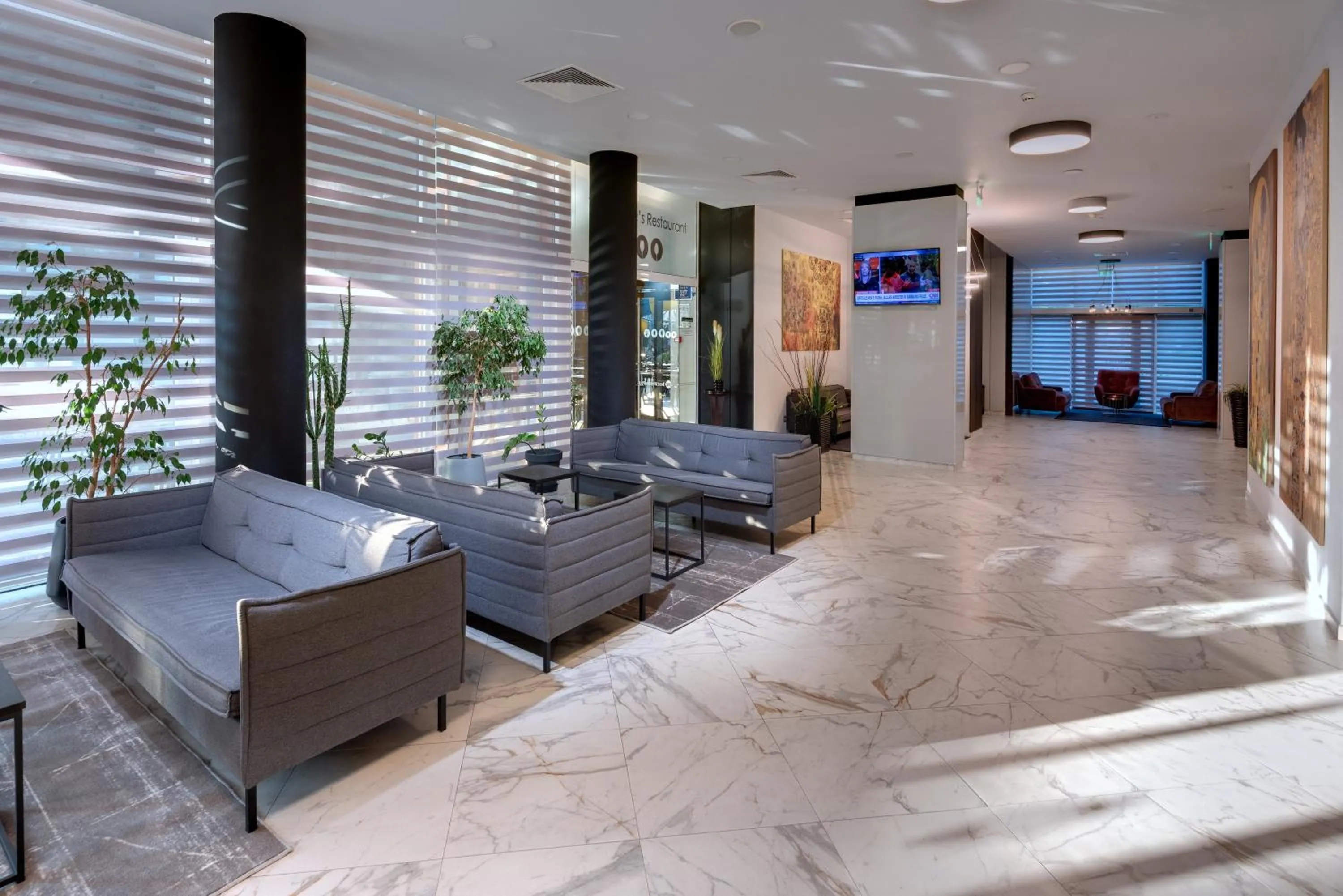 Lobby or reception in Best Western PLUS Premium Inn