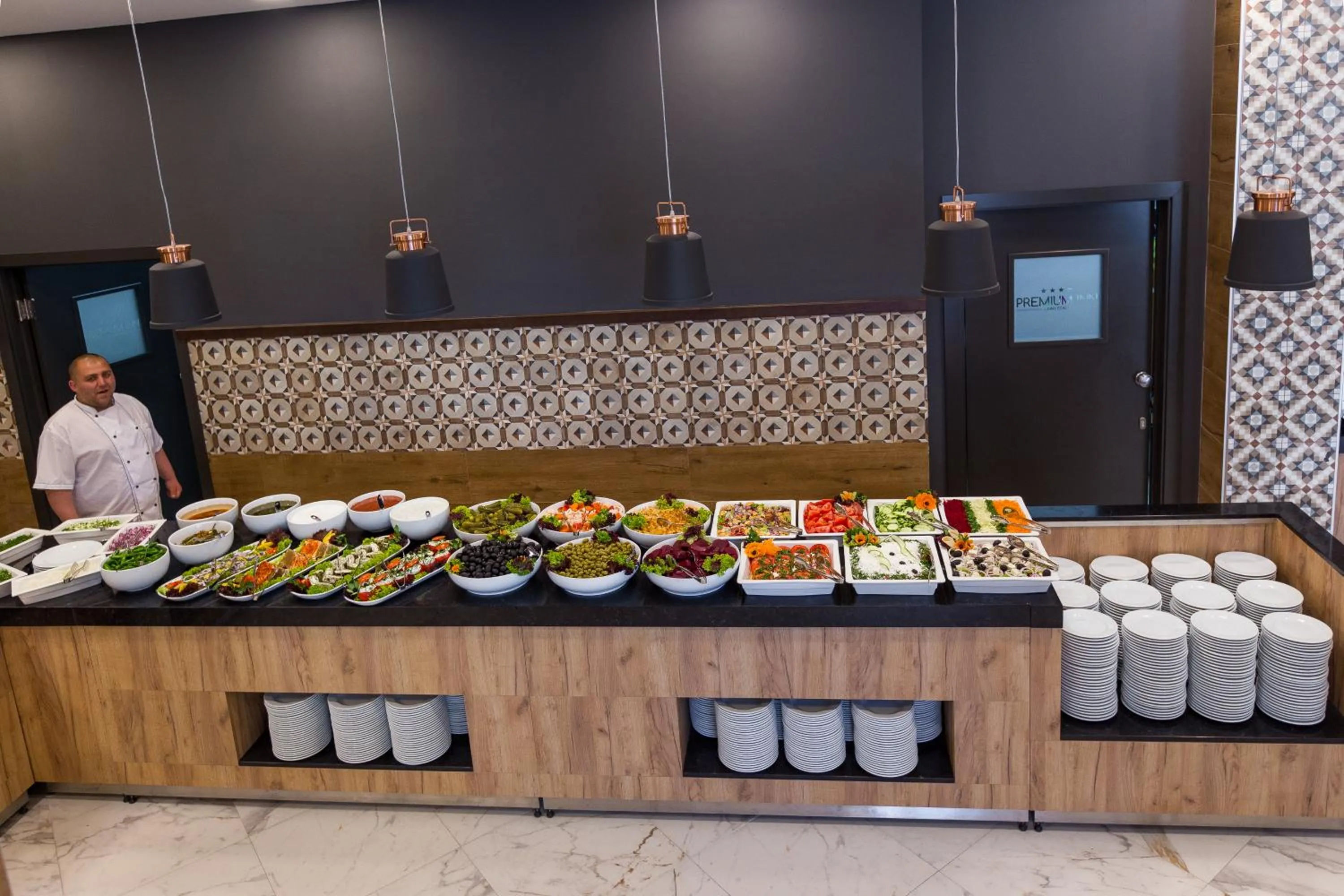 Restaurant/places to eat in Best Western PLUS Premium Inn