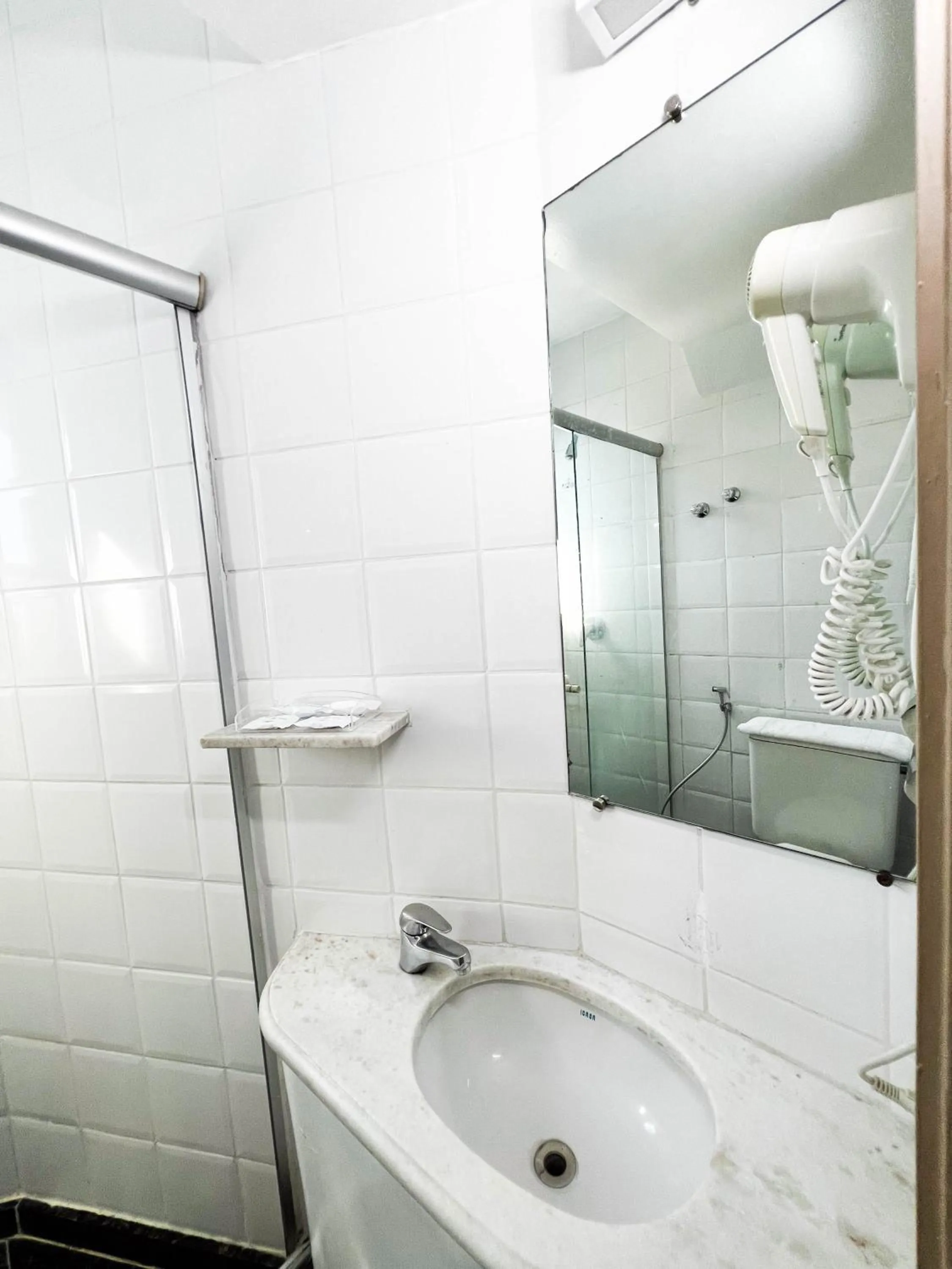 Shower in Royal Center Hotel Lourdes