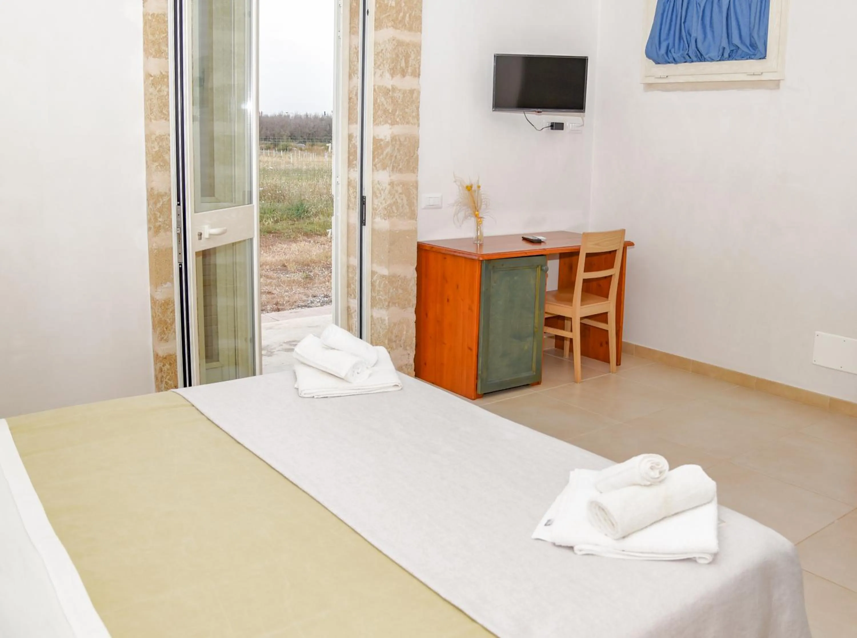 Photo of the whole room, Bed in Agriturismo Tenuta Calitre