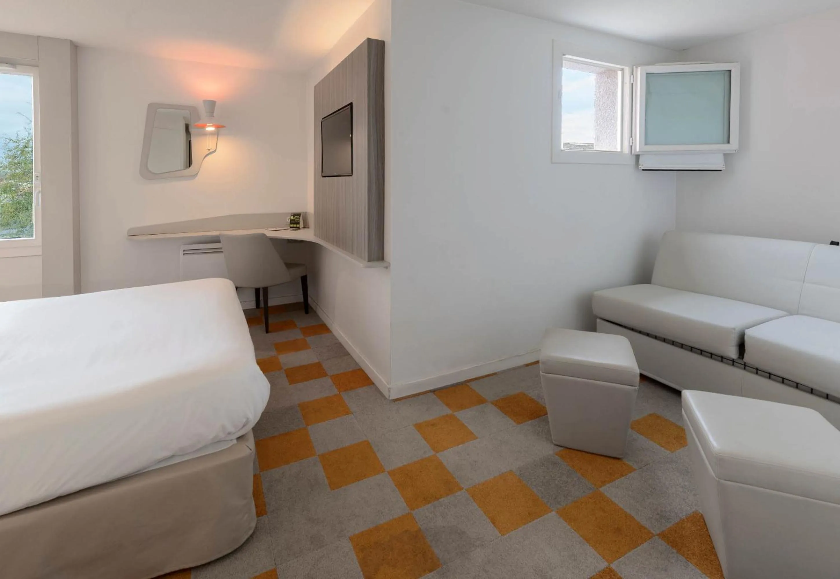 Bedroom, Bed in B&B HOTEL Albi