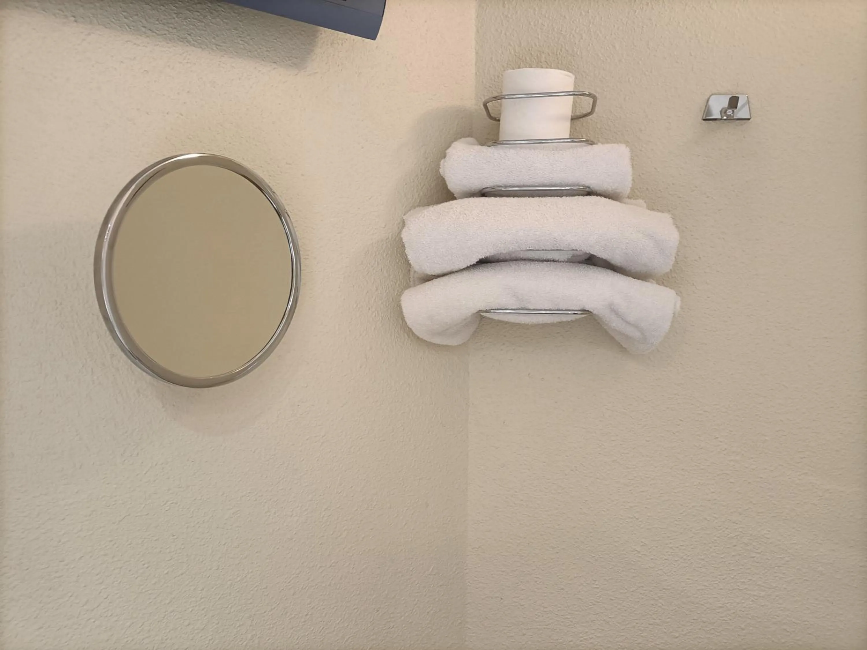 towels in Kyriad Genève St-Genis-Pouilly