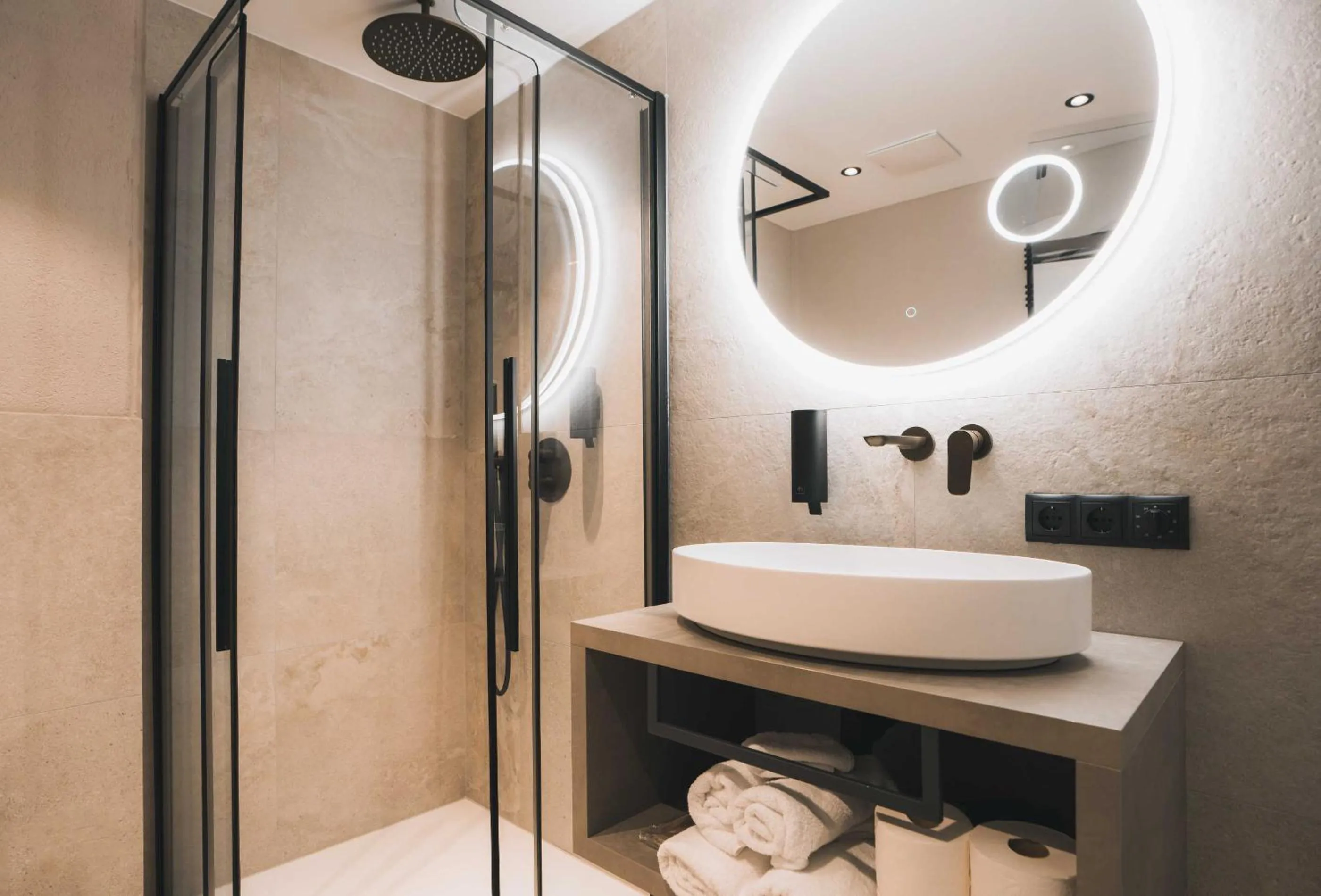 Shower in Grünwald Resort Sölden