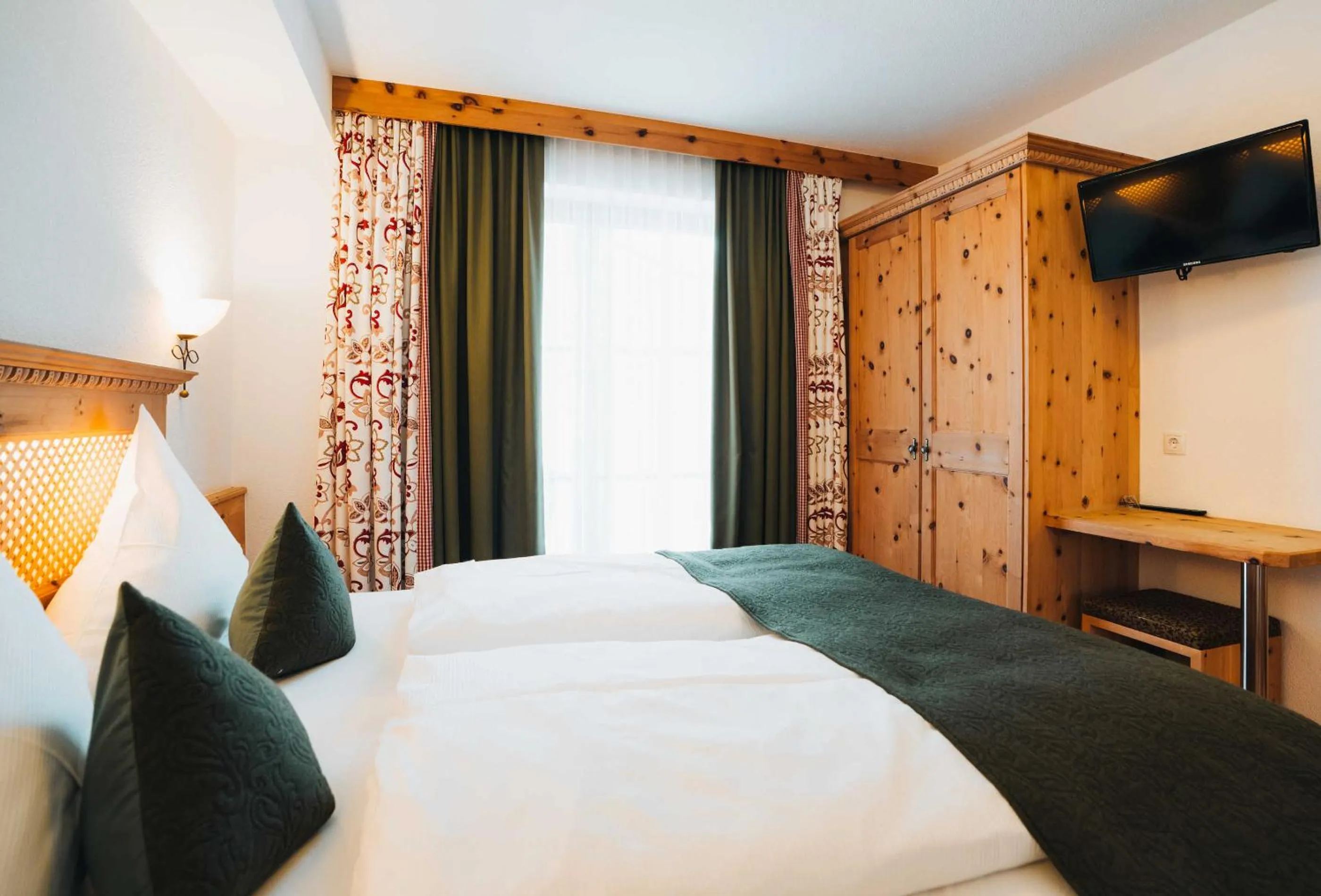 Bed in Grünwald Resort Sölden