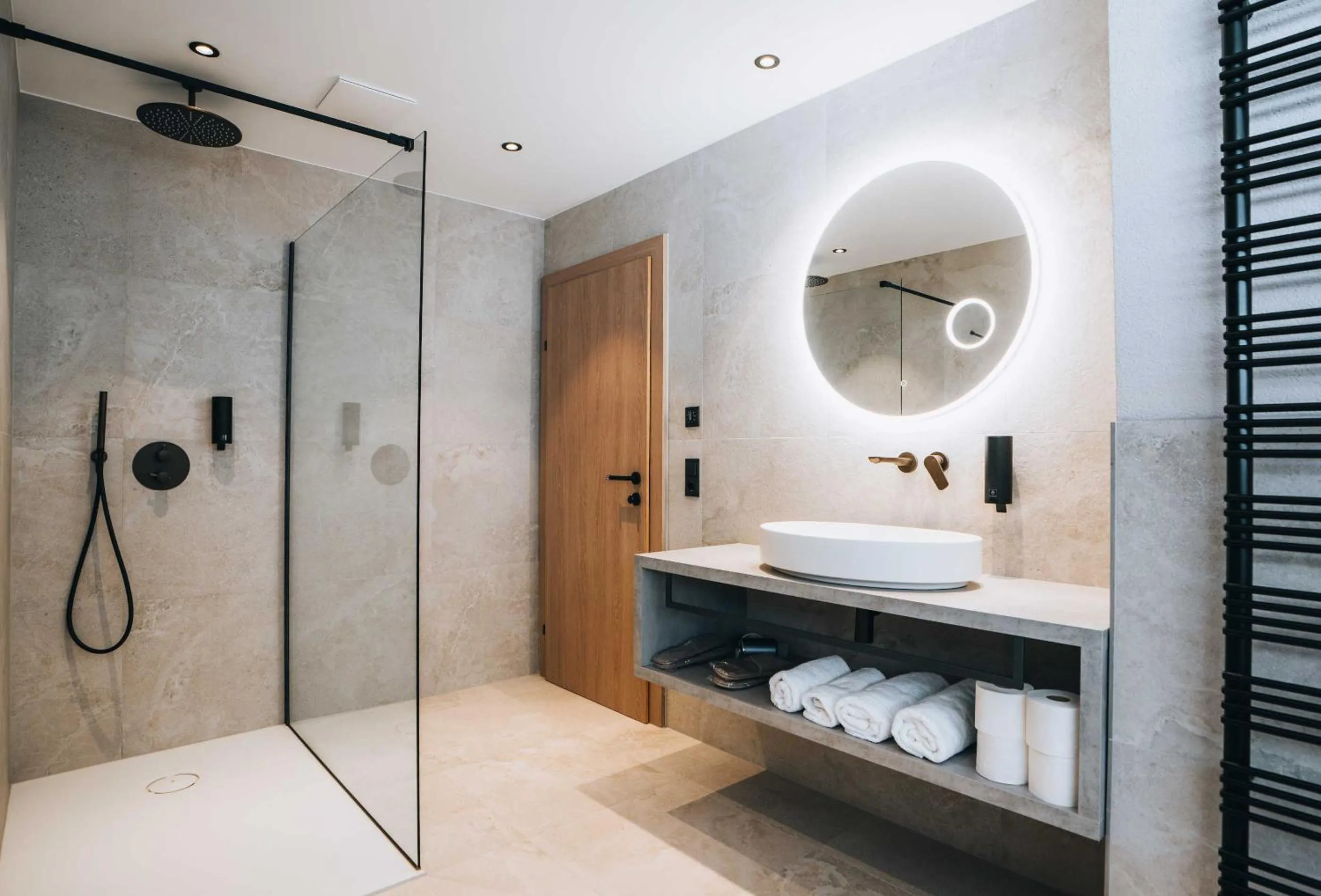 Shower in Grünwald Resort Sölden