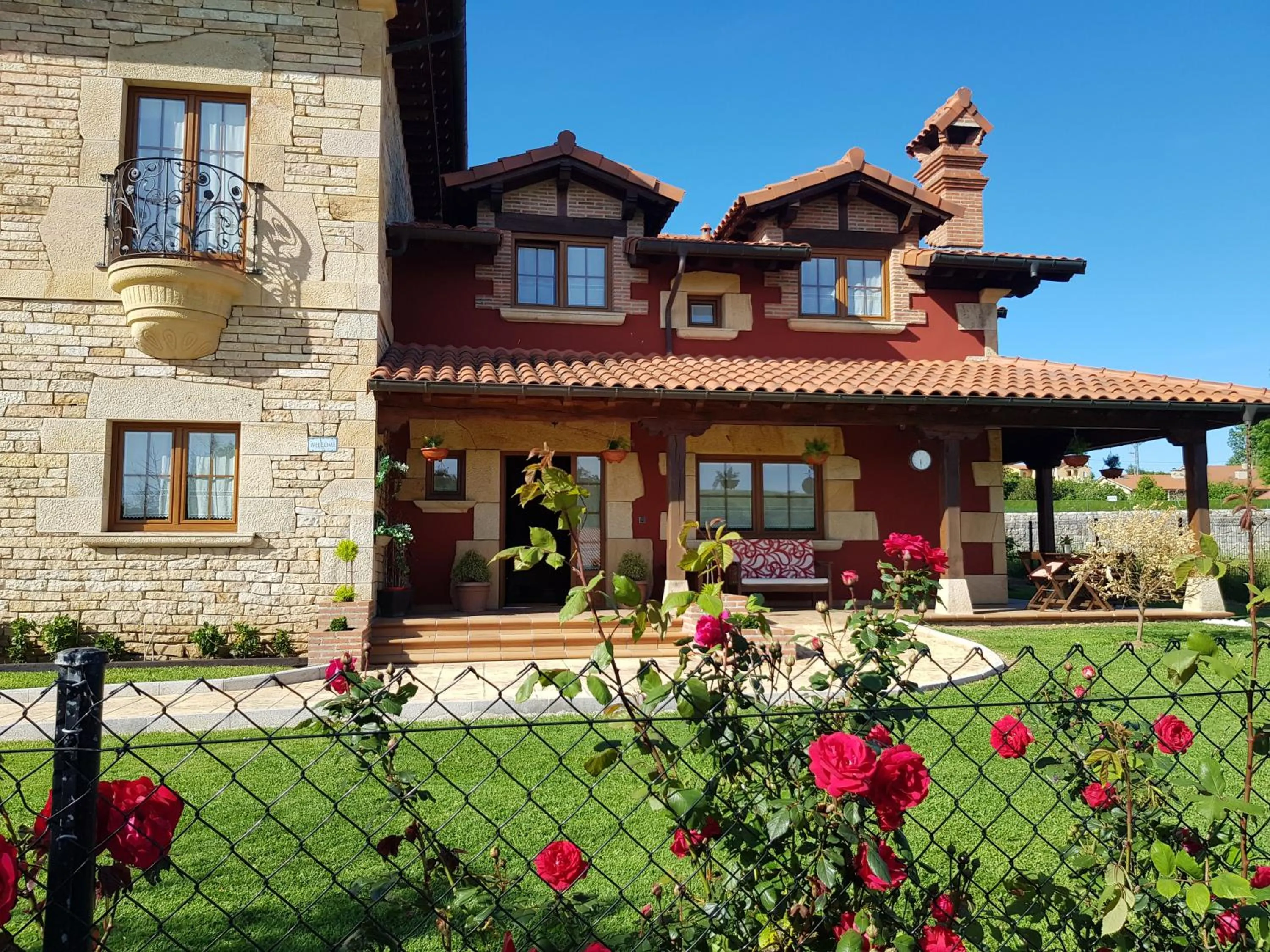 Property building in Posada La Fabula