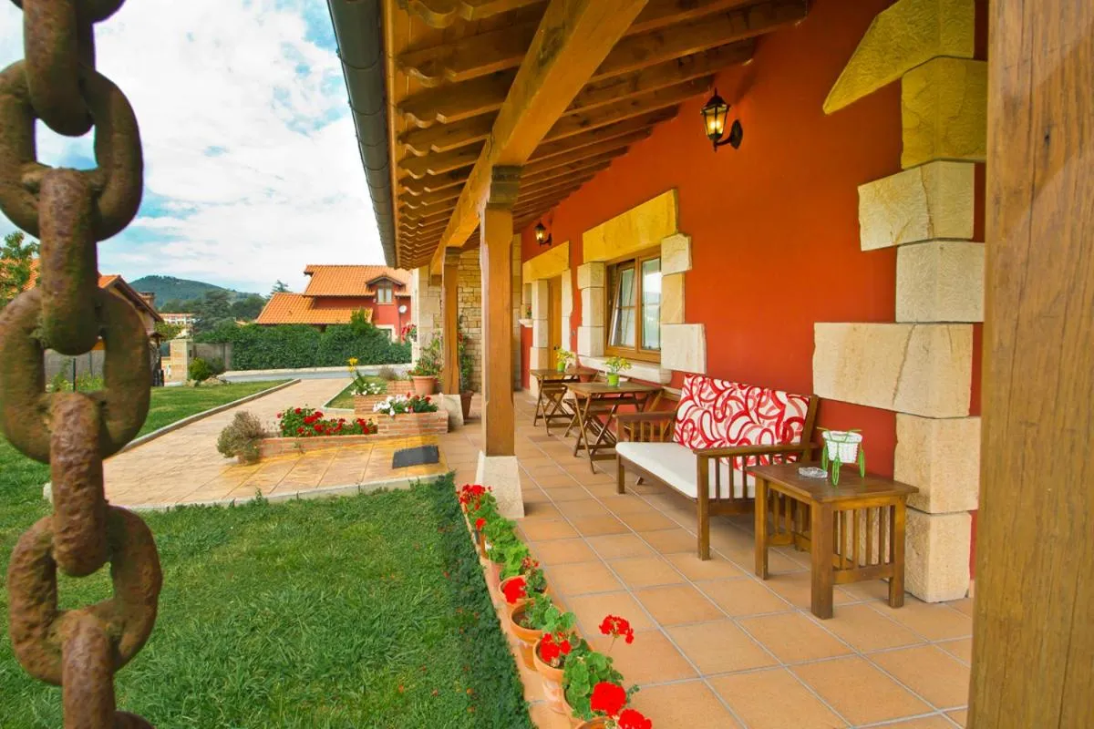 Property building in Posada La Fabula