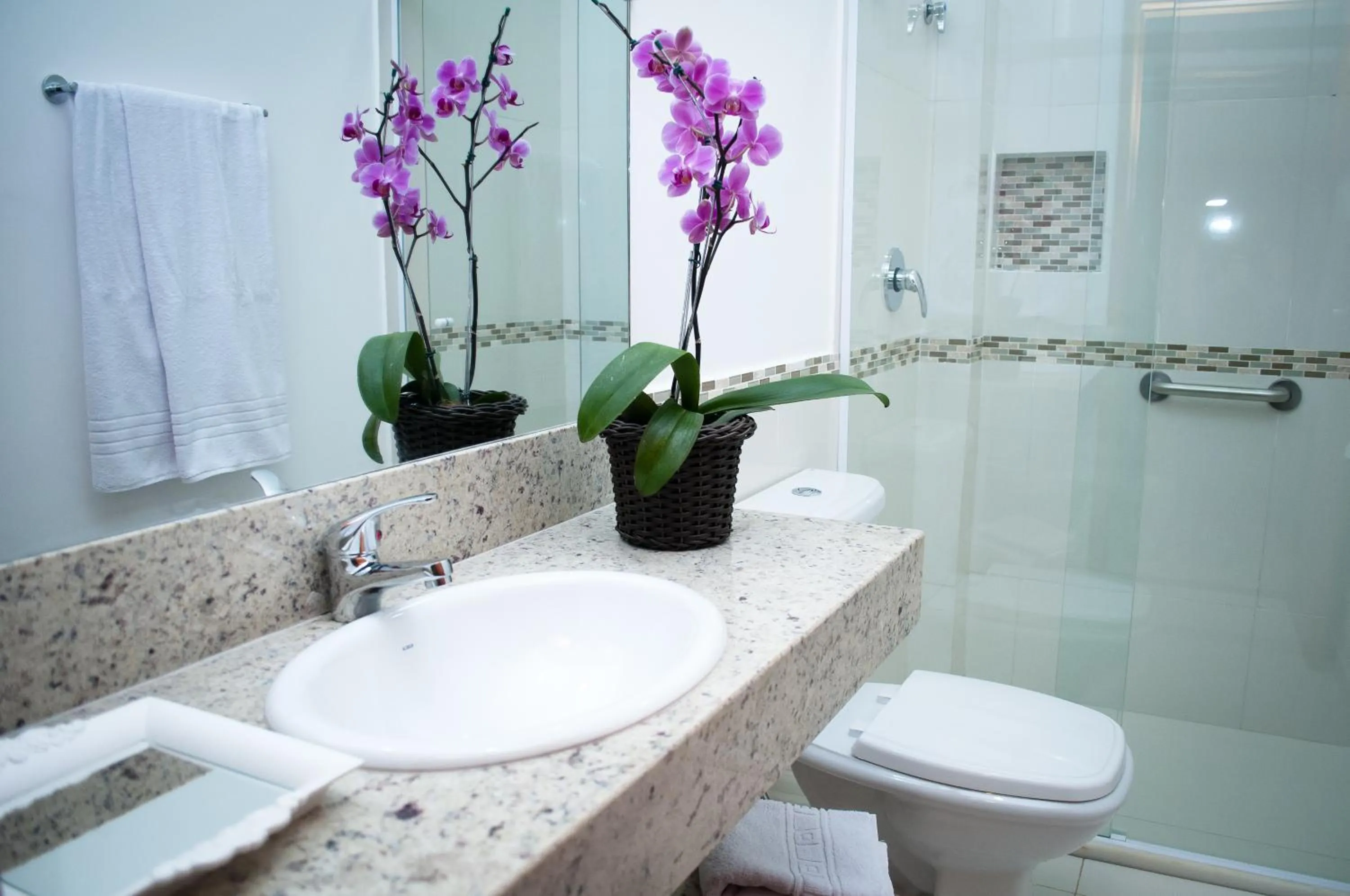 Bathroom in Hotel Aromas de Penedo