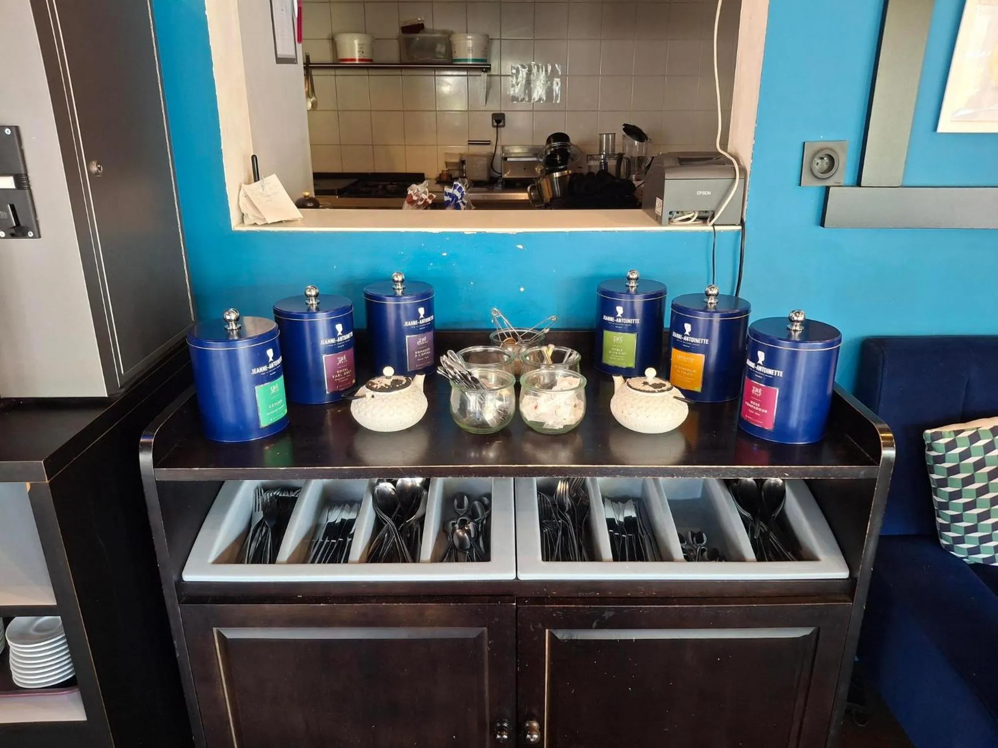 Breakfast in Brit Hotel Marseille Aéroport