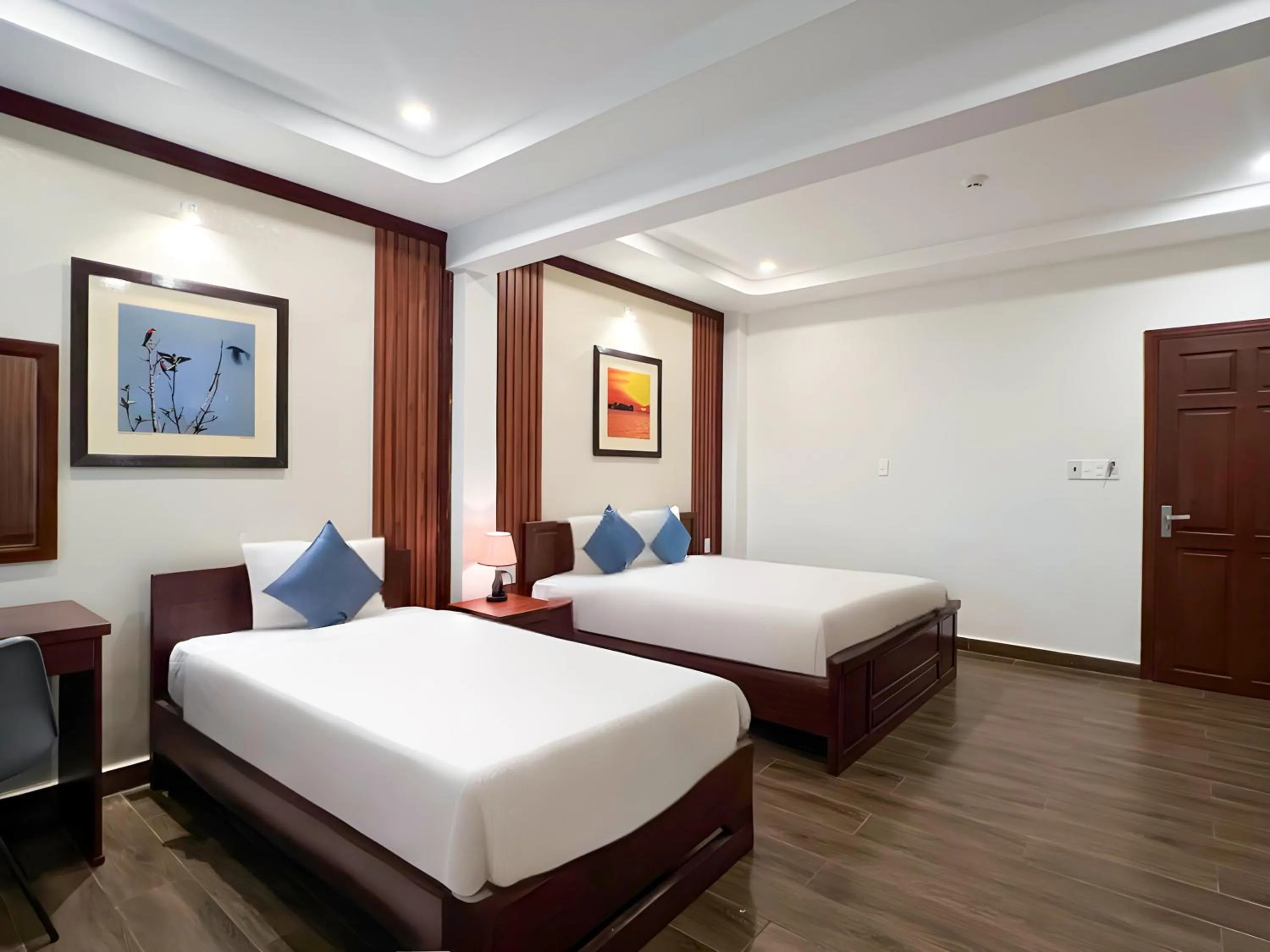Photo of the whole room, Bed in Brenta Phu Quoc Hotel